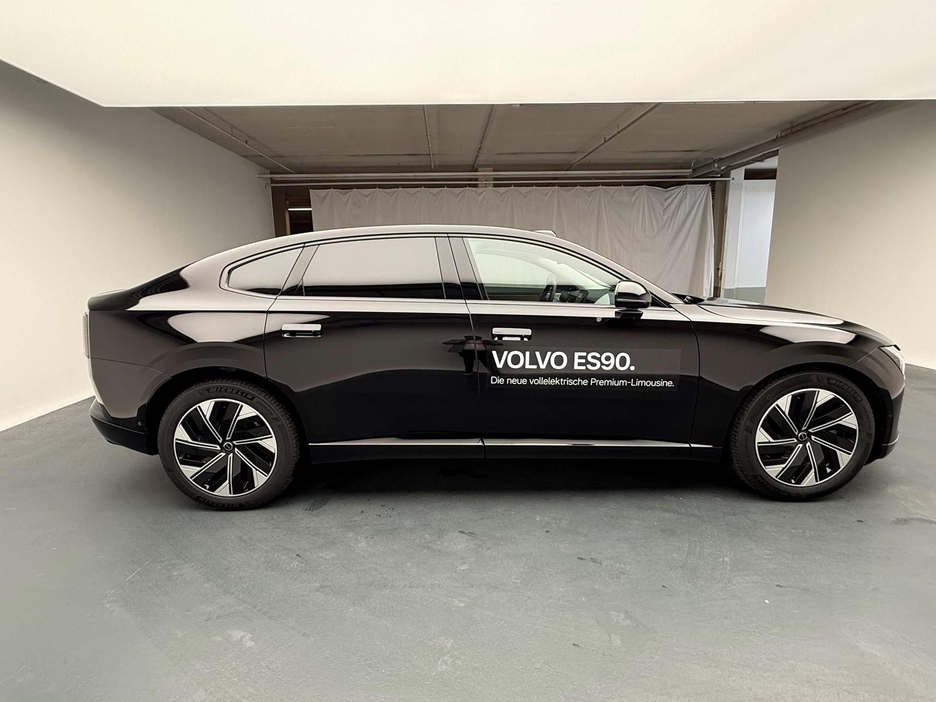 VOLVO ES90 Ultra-image-5