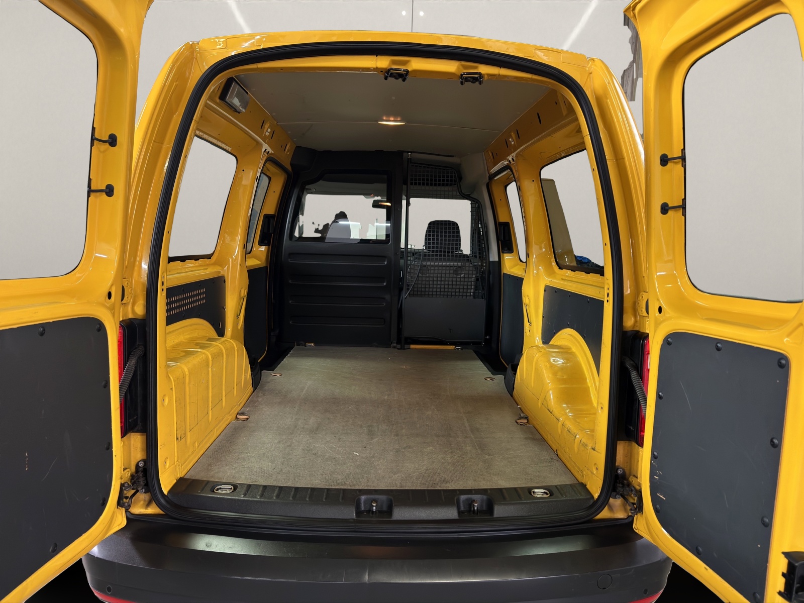 VW Caddy Maxi 2.0TDI 4Motion BMT ( 122PS )-image-8