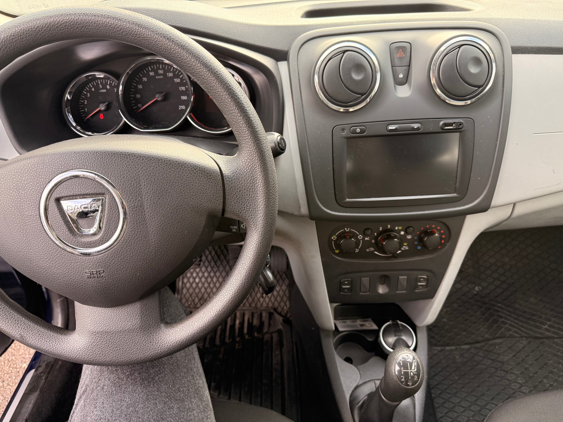 DACIA Logan MCV 0.9 Supreme-image-8