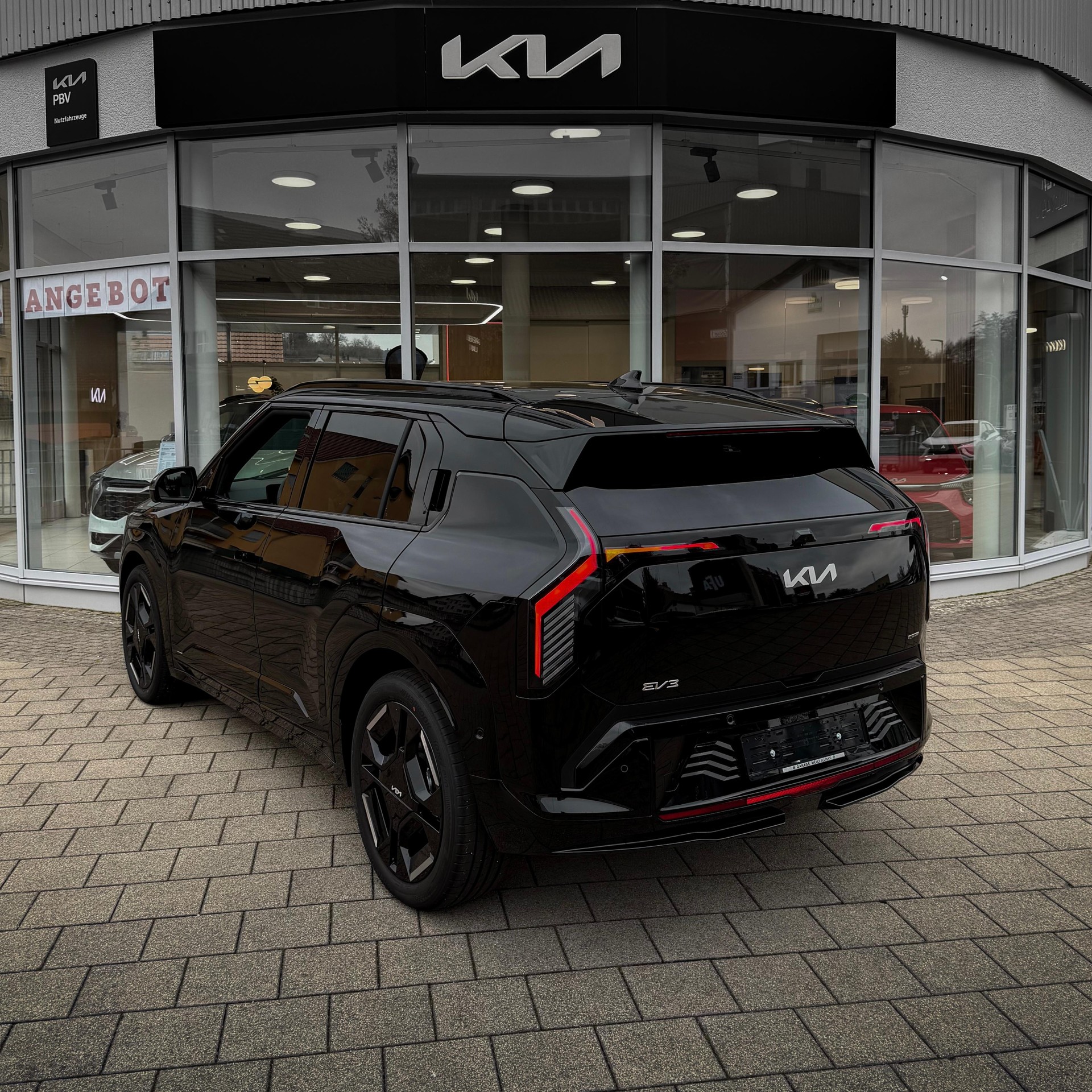 KIA EV3 81 kWh GT-Line-showroom-element-1