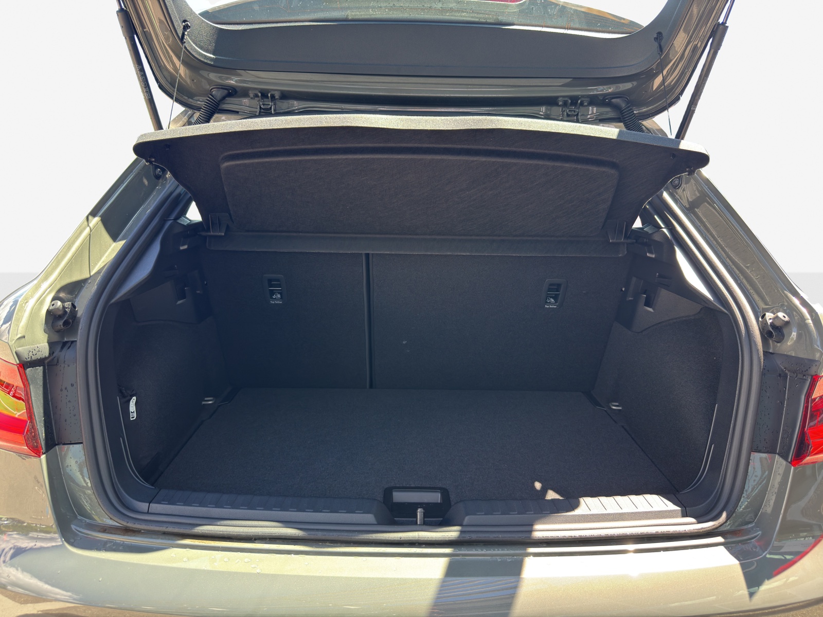AUDI A1 Sportback 30 TFSI Attraction S-tronic-image-4