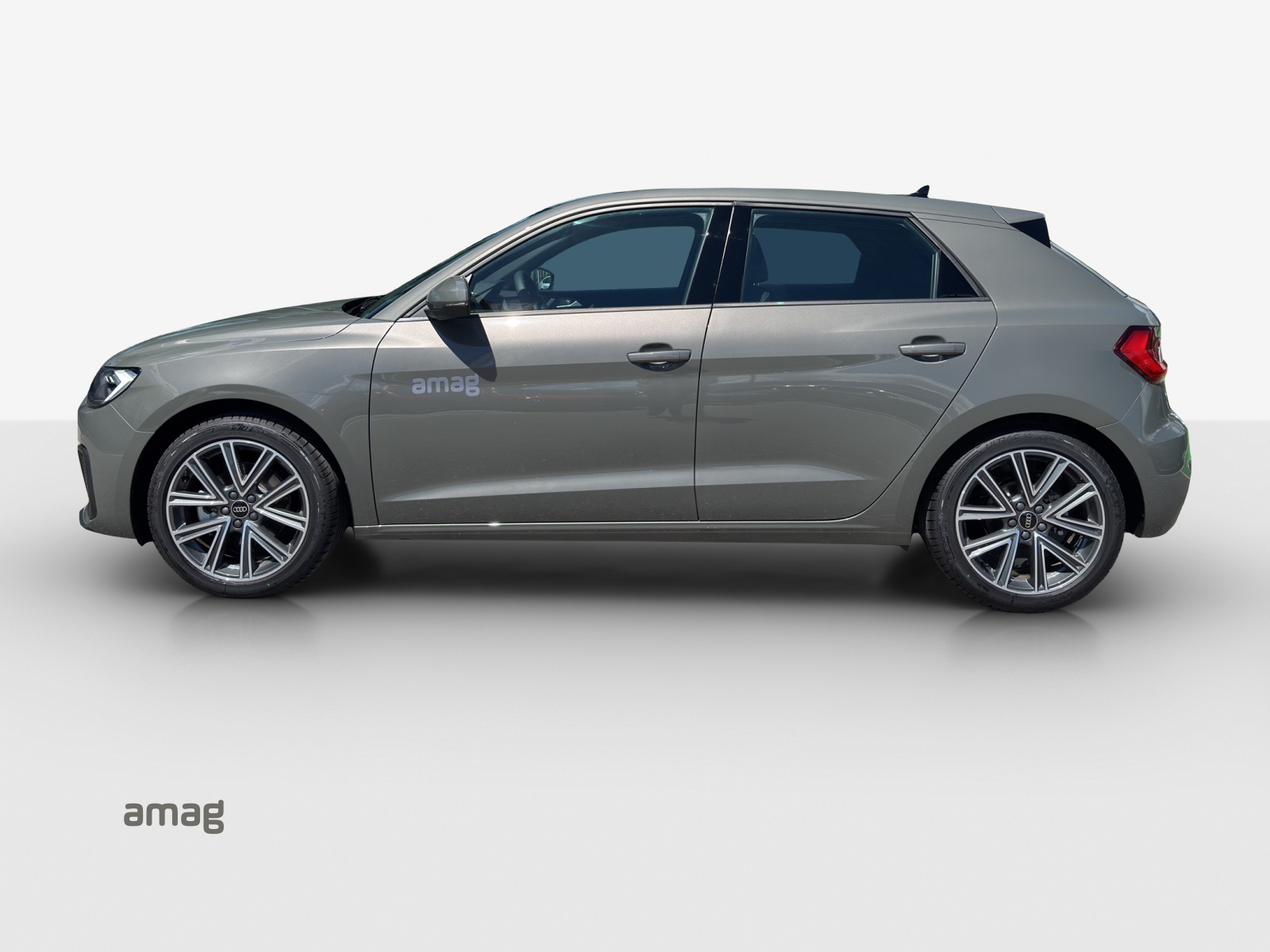 AUDI A1 Sportback 30 TFSI Attraction S-tronic-image-1