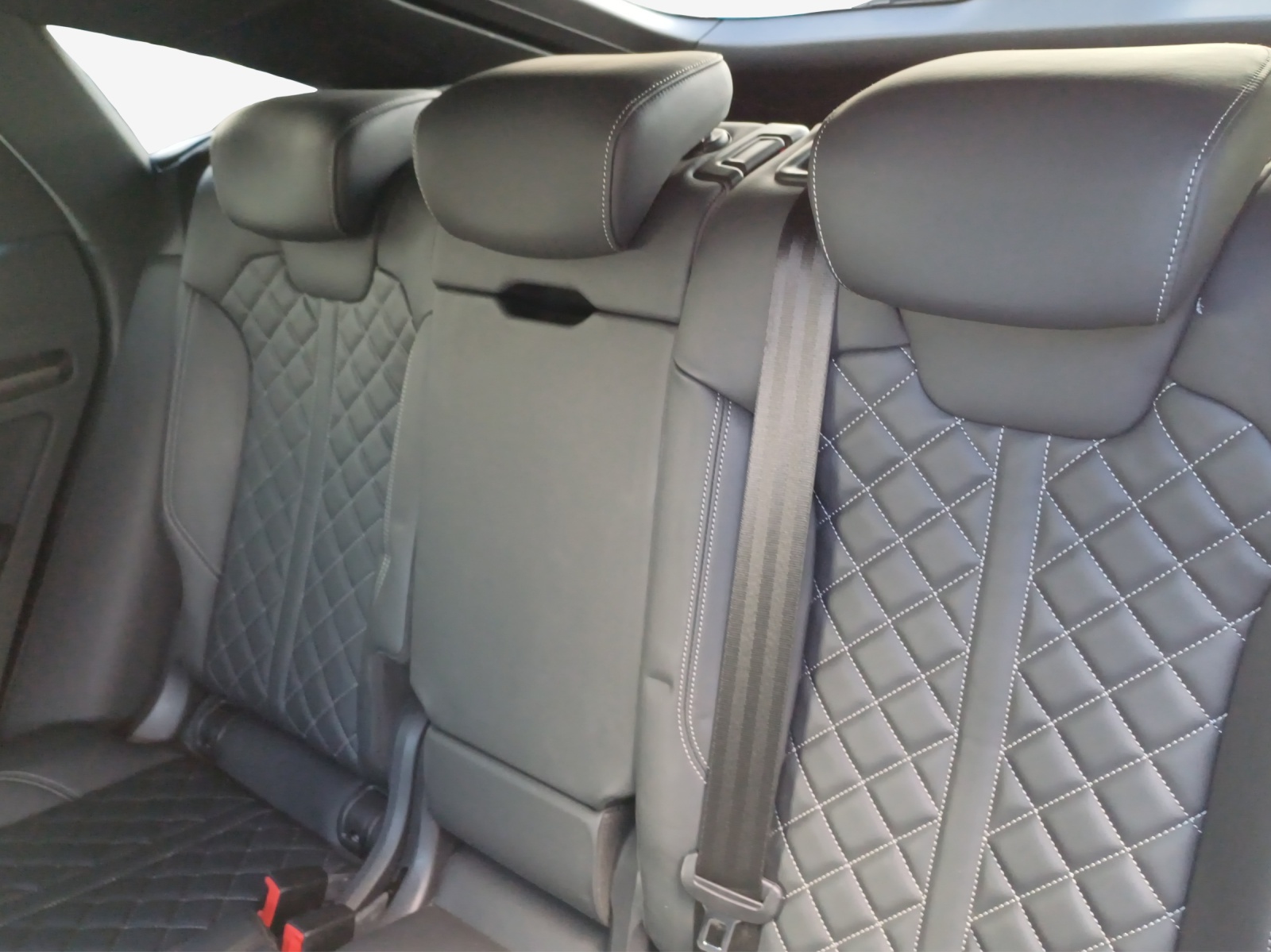 AUDI SQ5 Sportback TDI quattro tiptronic-image-11