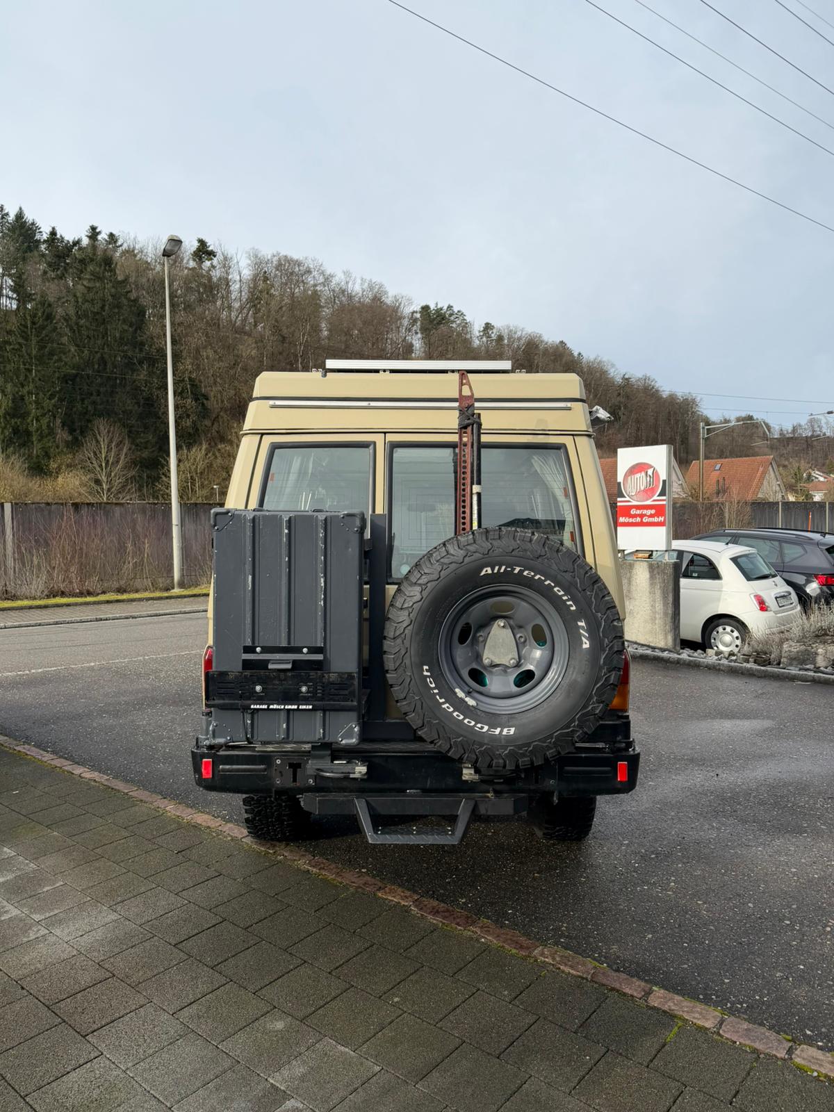 TOYOTA Land Cruiser 400 Hdt Long 4.2D-image-3