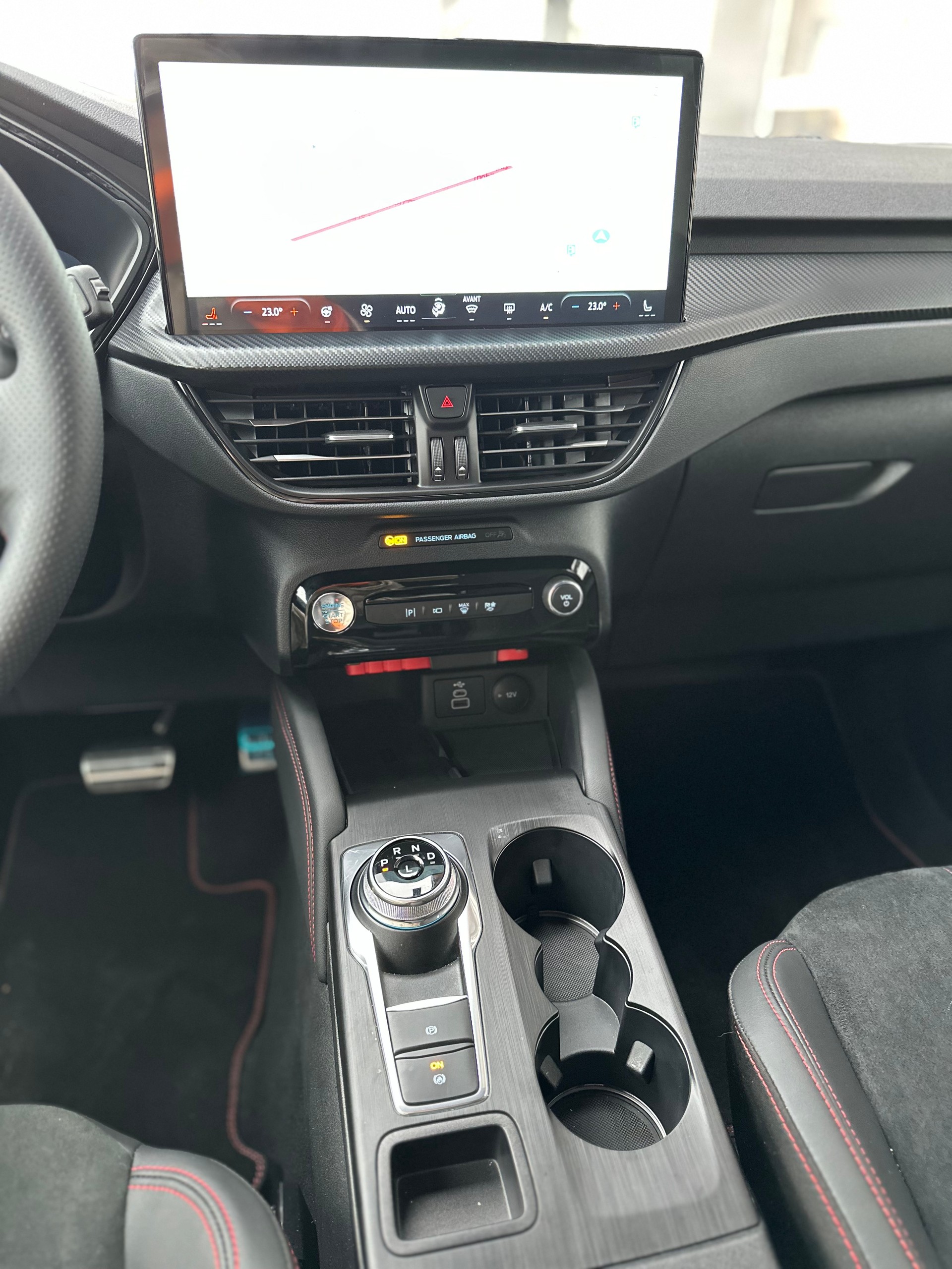 FORD Kuga 2.5 PHEV ST-Line X FWD-image-9