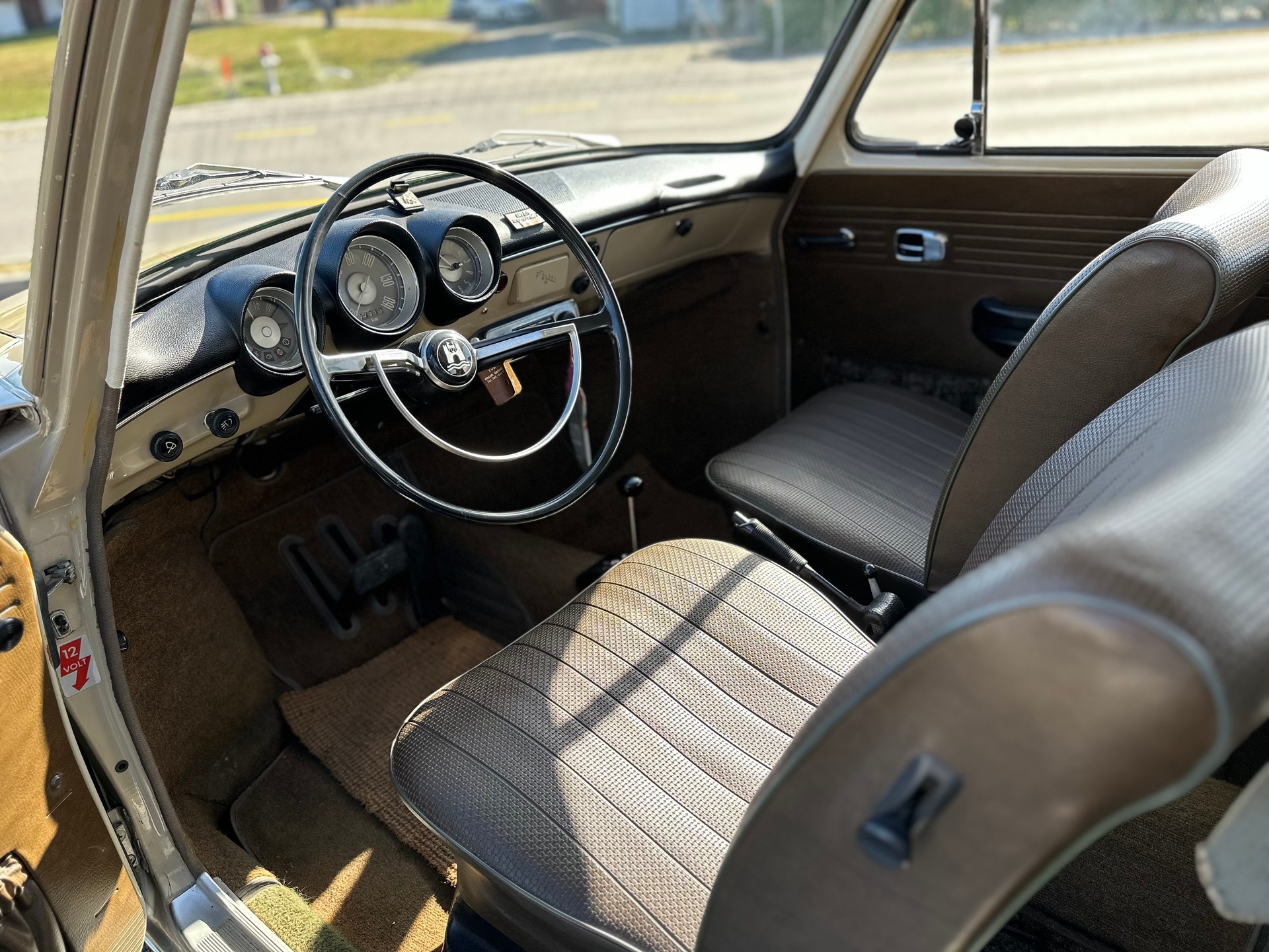 VW Typ 3 1600 LT Automatic / VW’s erste Schrägheck Limousine der Welt / Original!!-image-27