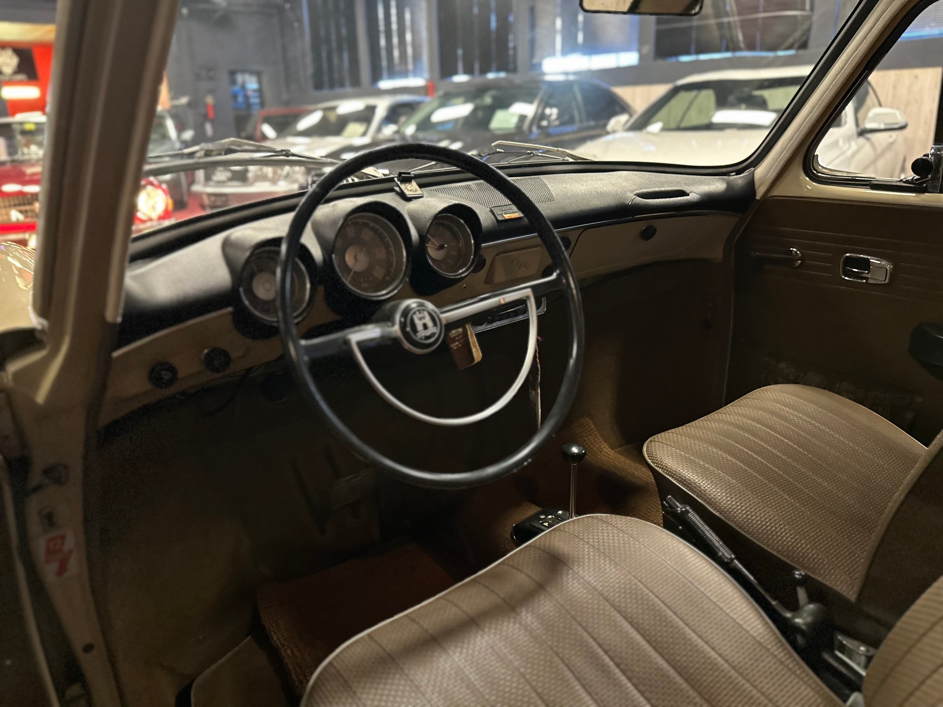VW Typ 3 1600 LT Automatic / VW’s erste Schrägheck Limousine der Welt / Original!!-image-11