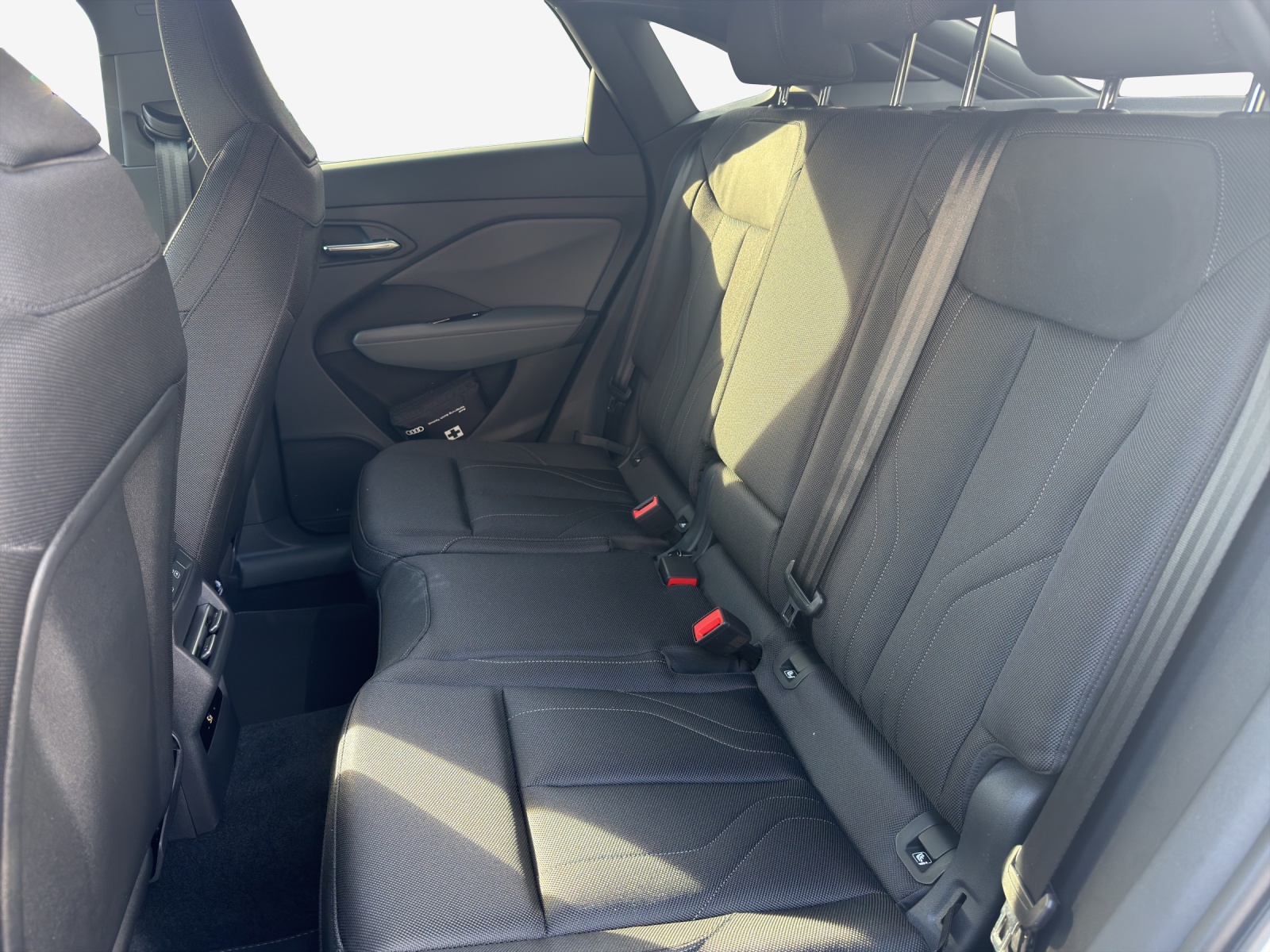 AUDI Q3 Sportback 110 kW TFSI S tronic-image-11