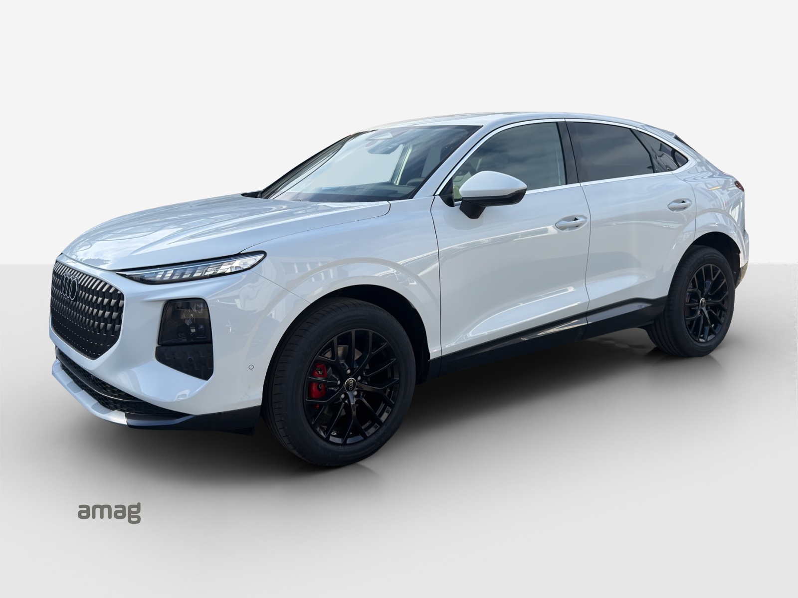 AUDI Q3 Sportback 110 kW TFSI S tronic-image-0