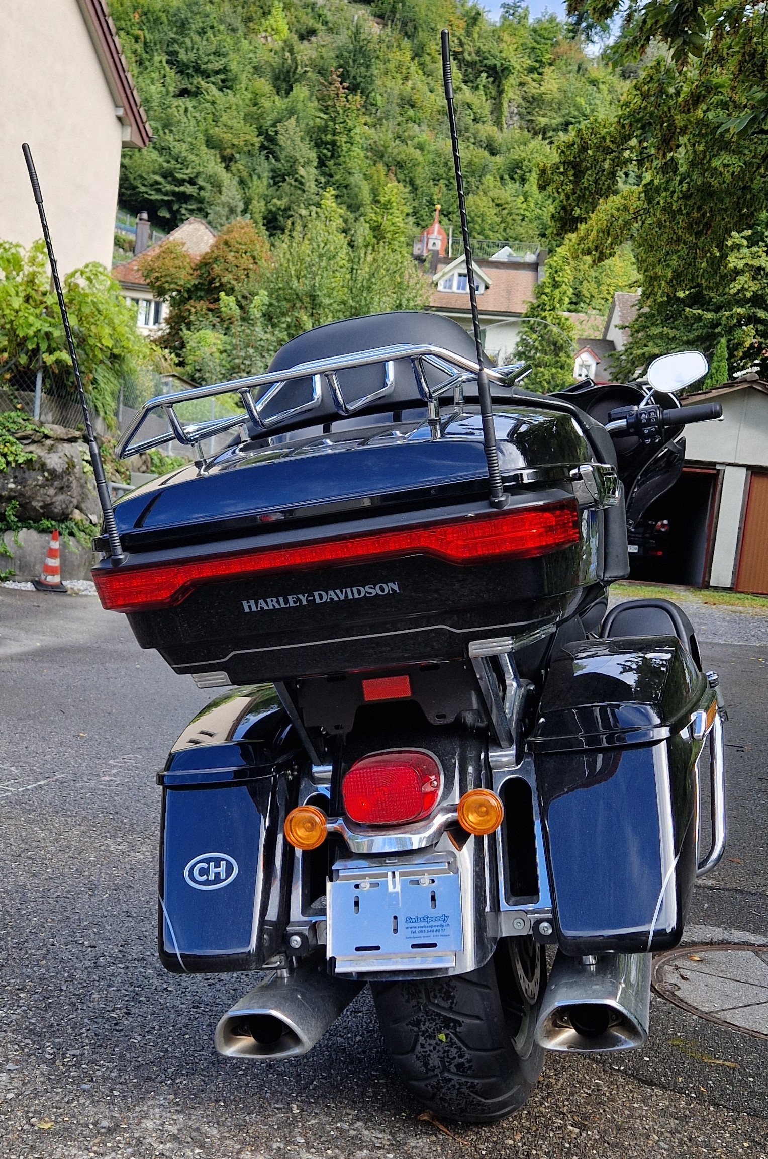 HARLEY-DAVIDSON FLHTK Electra Glide Ultra Limited-image-2