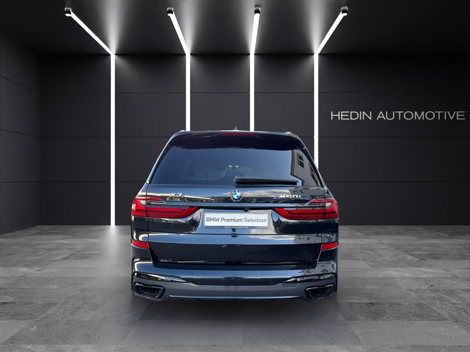 BMW X7 M50i-image-4