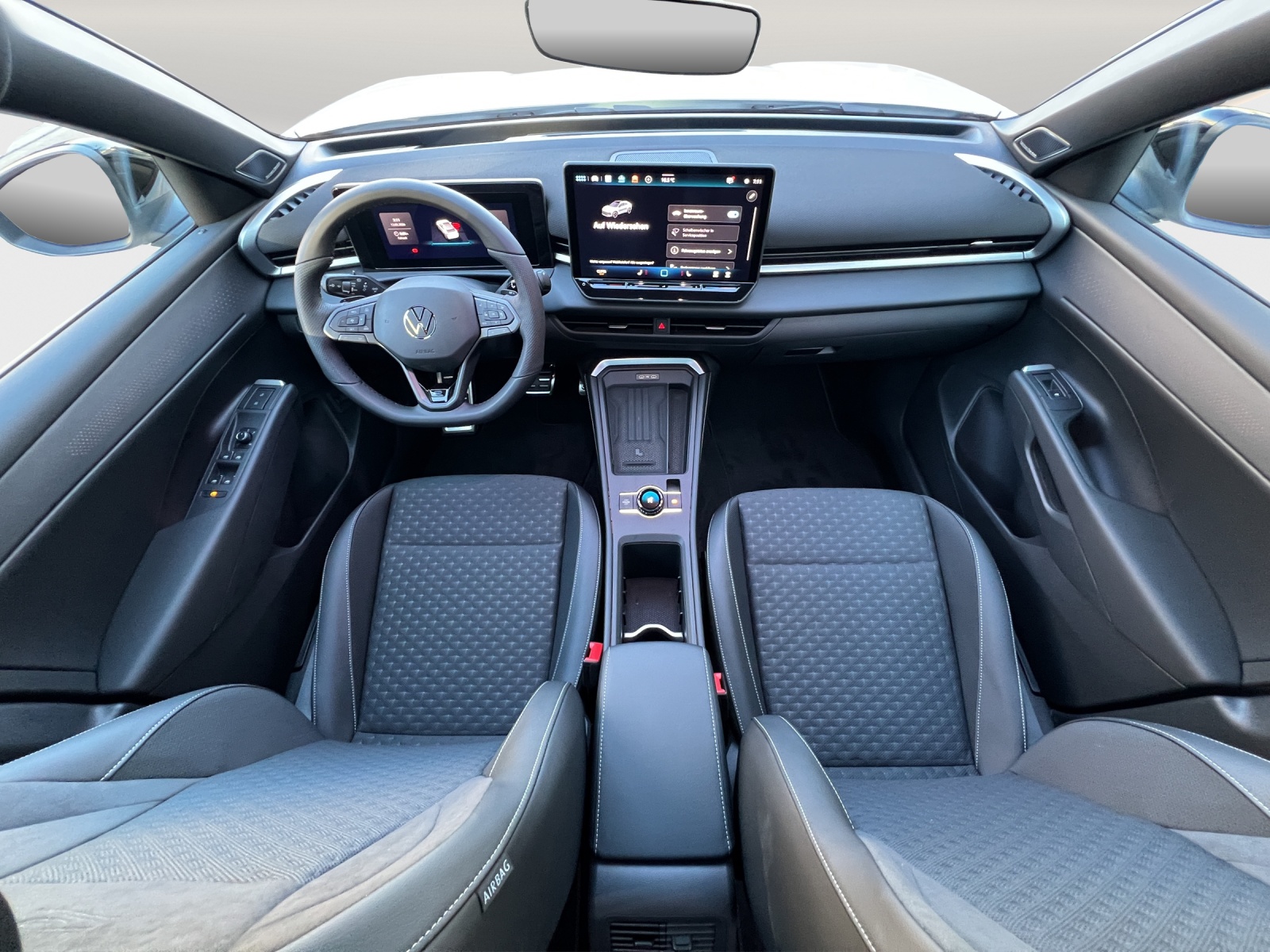 VW T-Roc 1.5 eTSI mHEV R-Line DSG-image-10