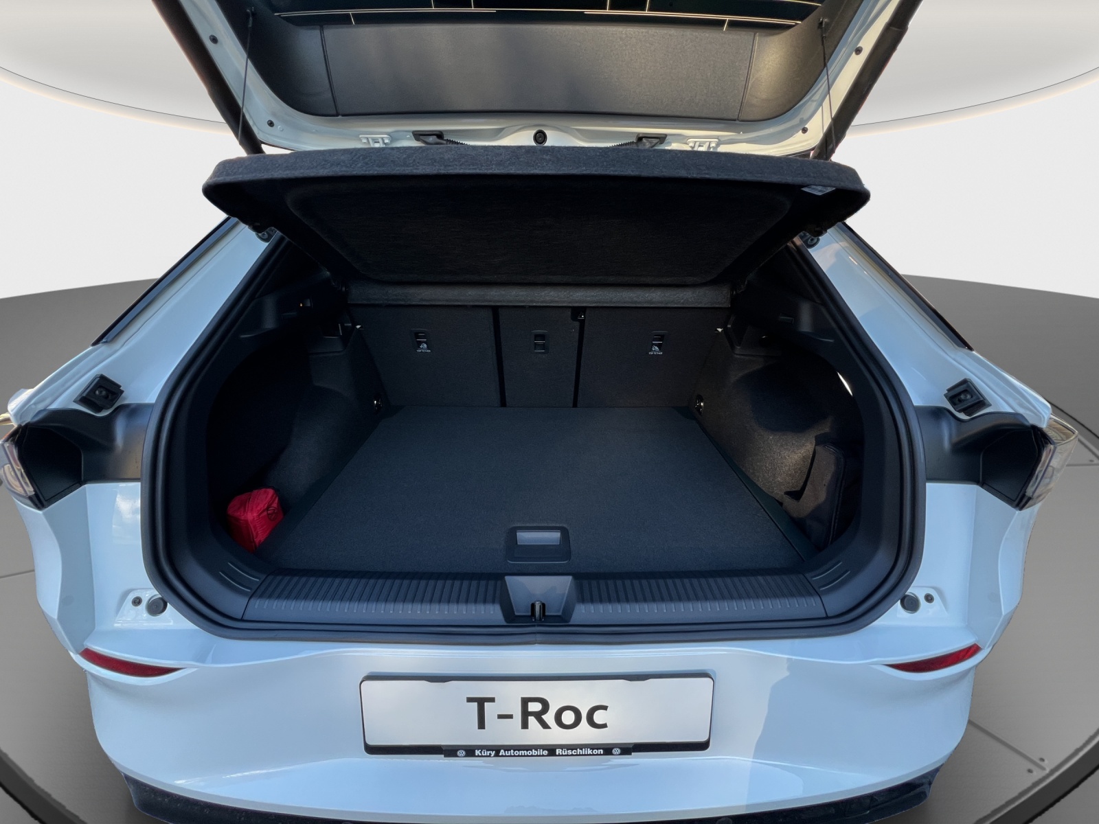VW T-Roc 1.5 eTSI mHEV R-Line DSG-image-12