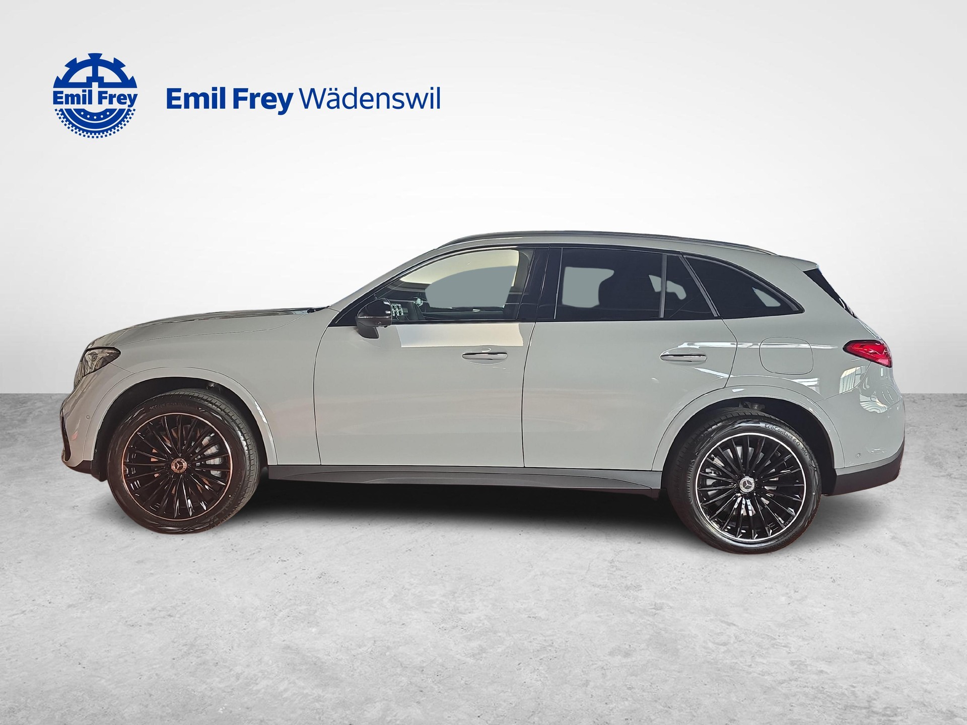 MERCEDES-BENZ GLC 400 e 4MATIC EQ Star AMG Line-image-1