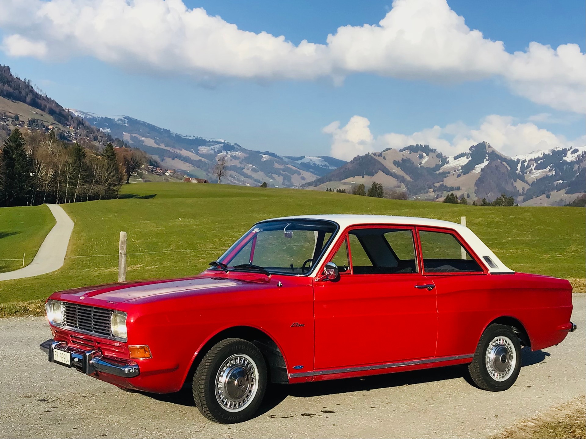 LEGENDS CAR Ford Taunus Vétéran-image-0