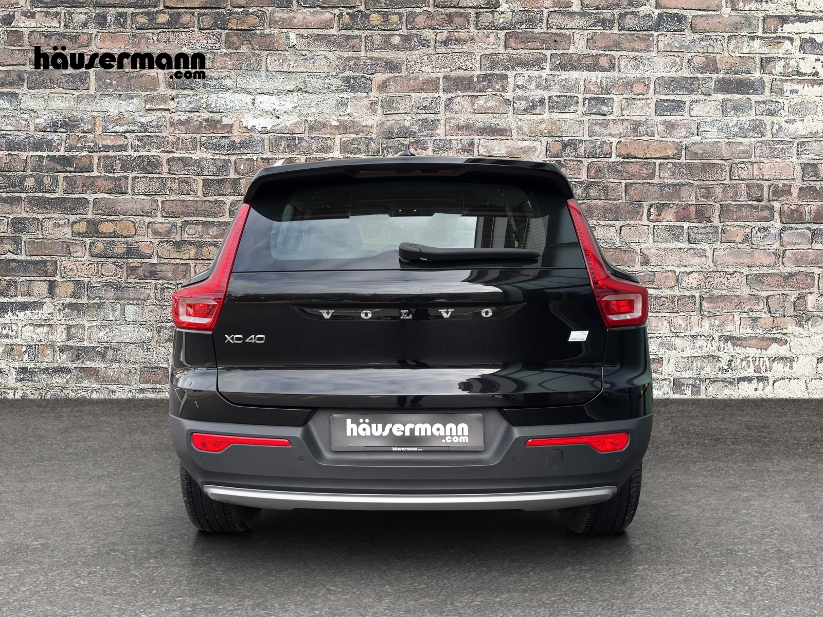 VOLVO XC40 1.5 T4 PiH Inscription Expression-image-10