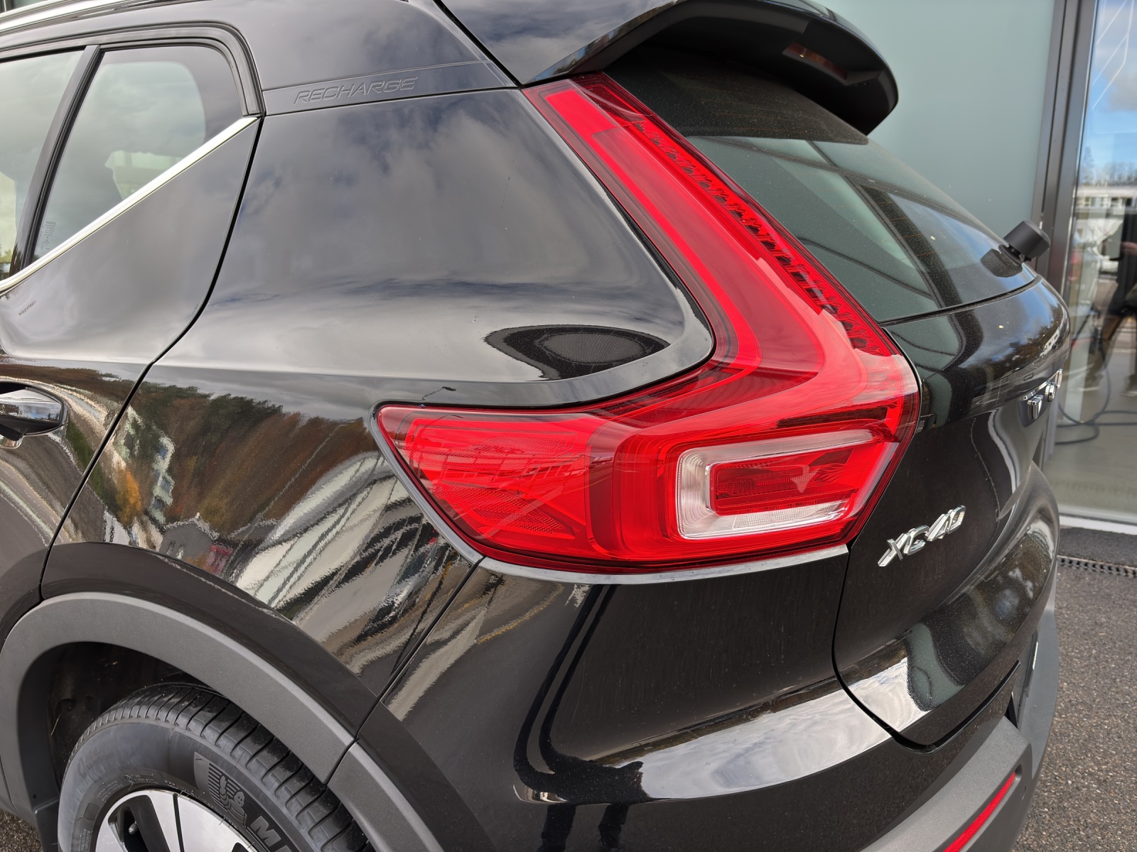 VOLVO XC40 1.5 T4 PiH Inscription Expression-image-14