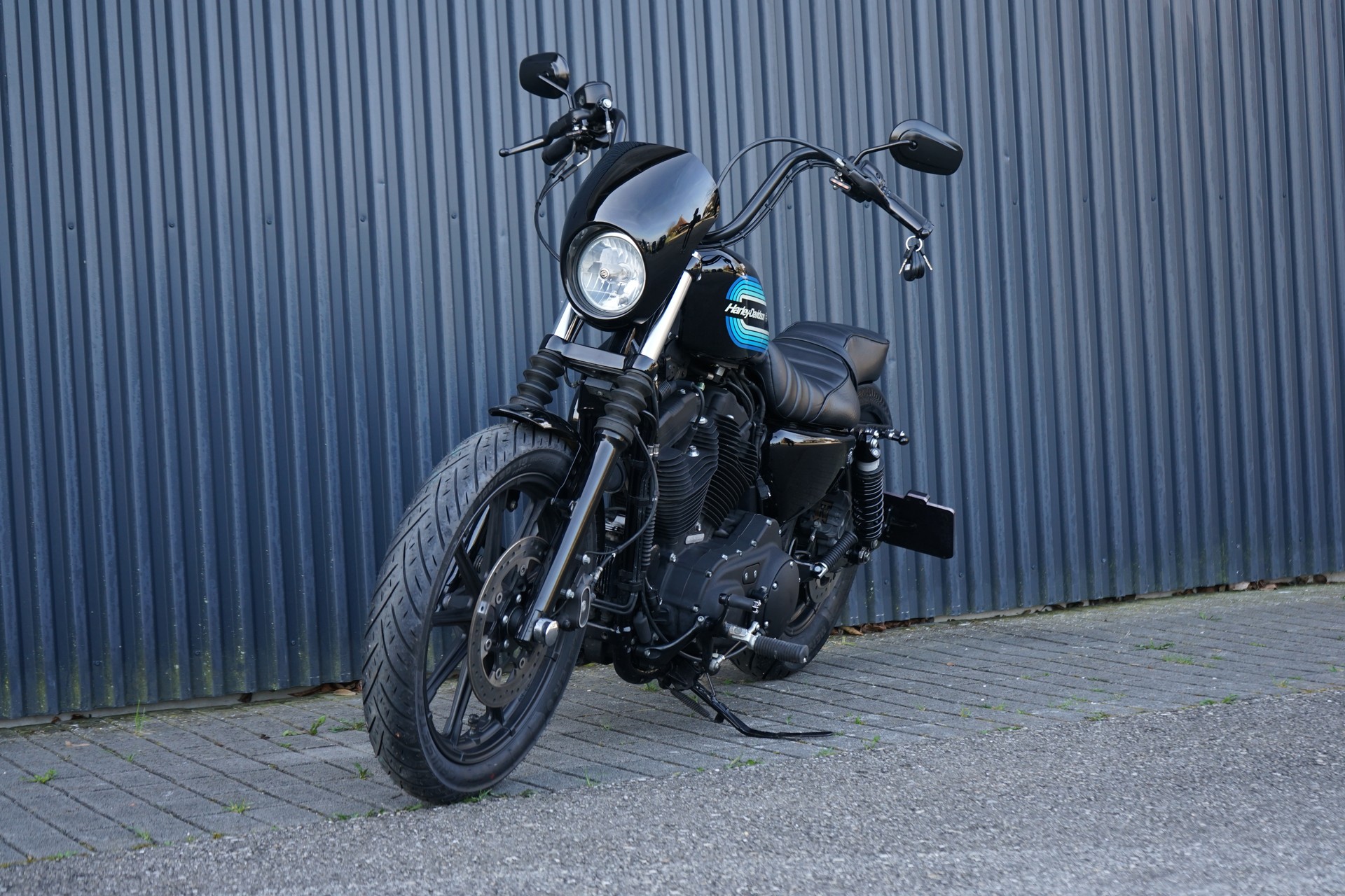 HARLEY-DAVIDSON XL 1200 NS Iron ABS-showroom-element-2