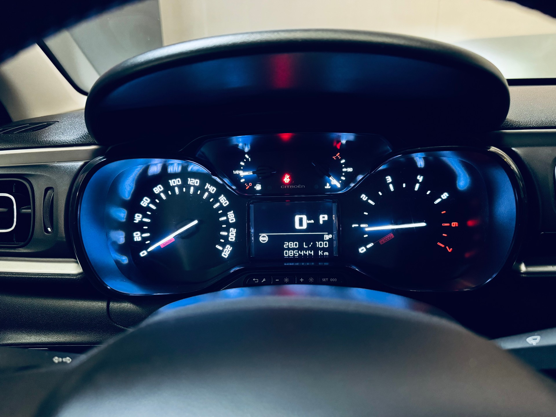 CITROEN C3 1.2i PureTech Feel Pack EAT6-image-16