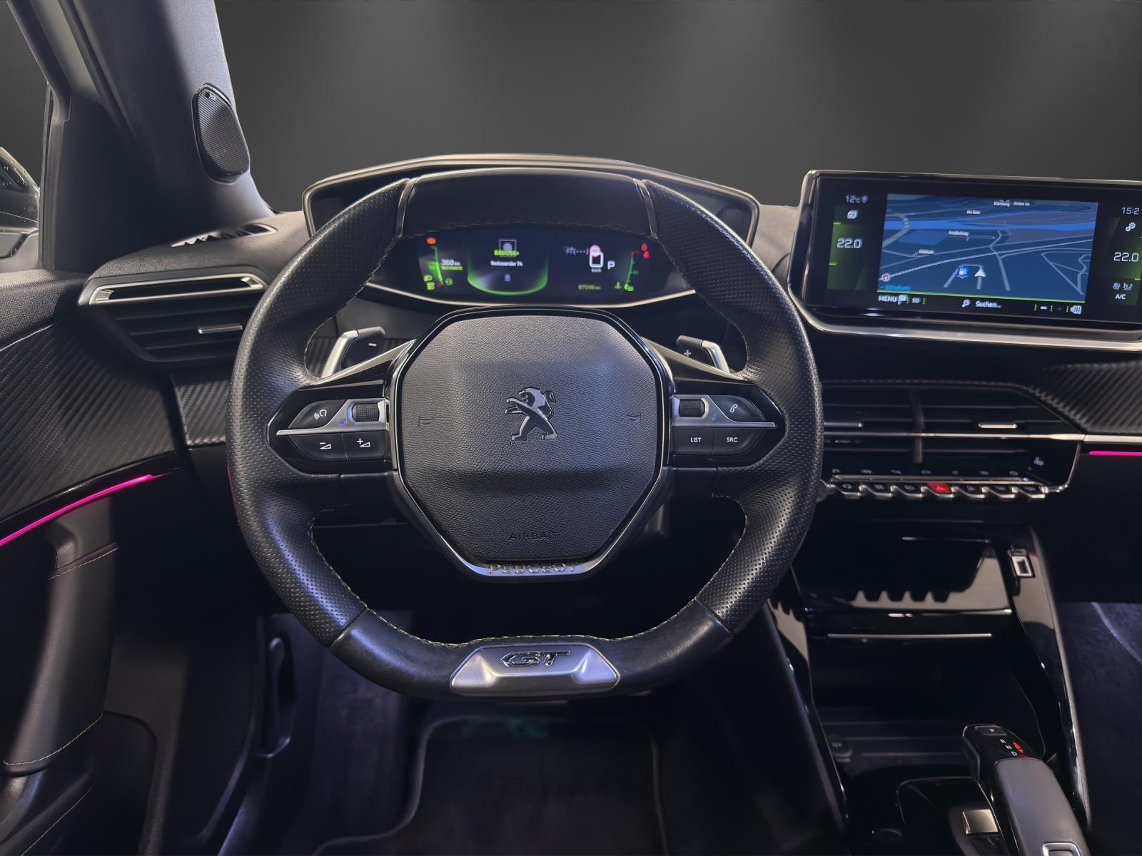 PEUGEOT 2008 1.2 PureTech GT Line EAT8-image-12