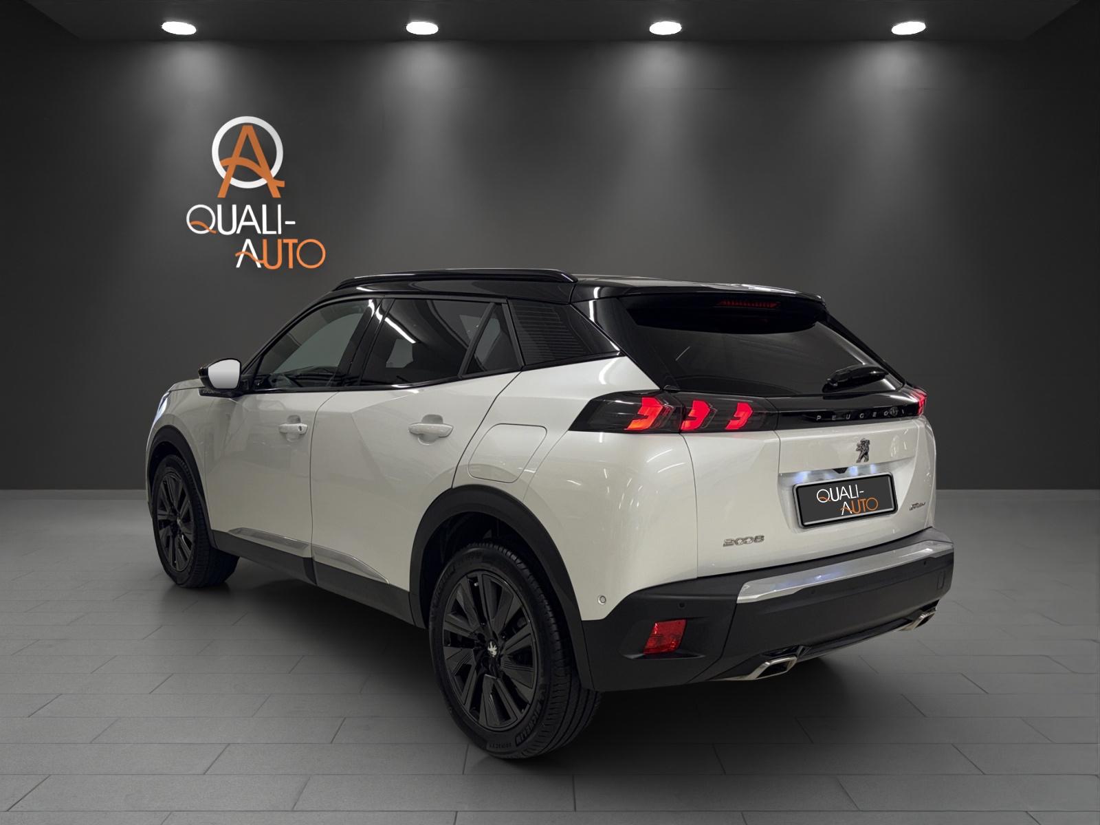 PEUGEOT 2008 1.2 PureTech GT Line EAT8-image-3