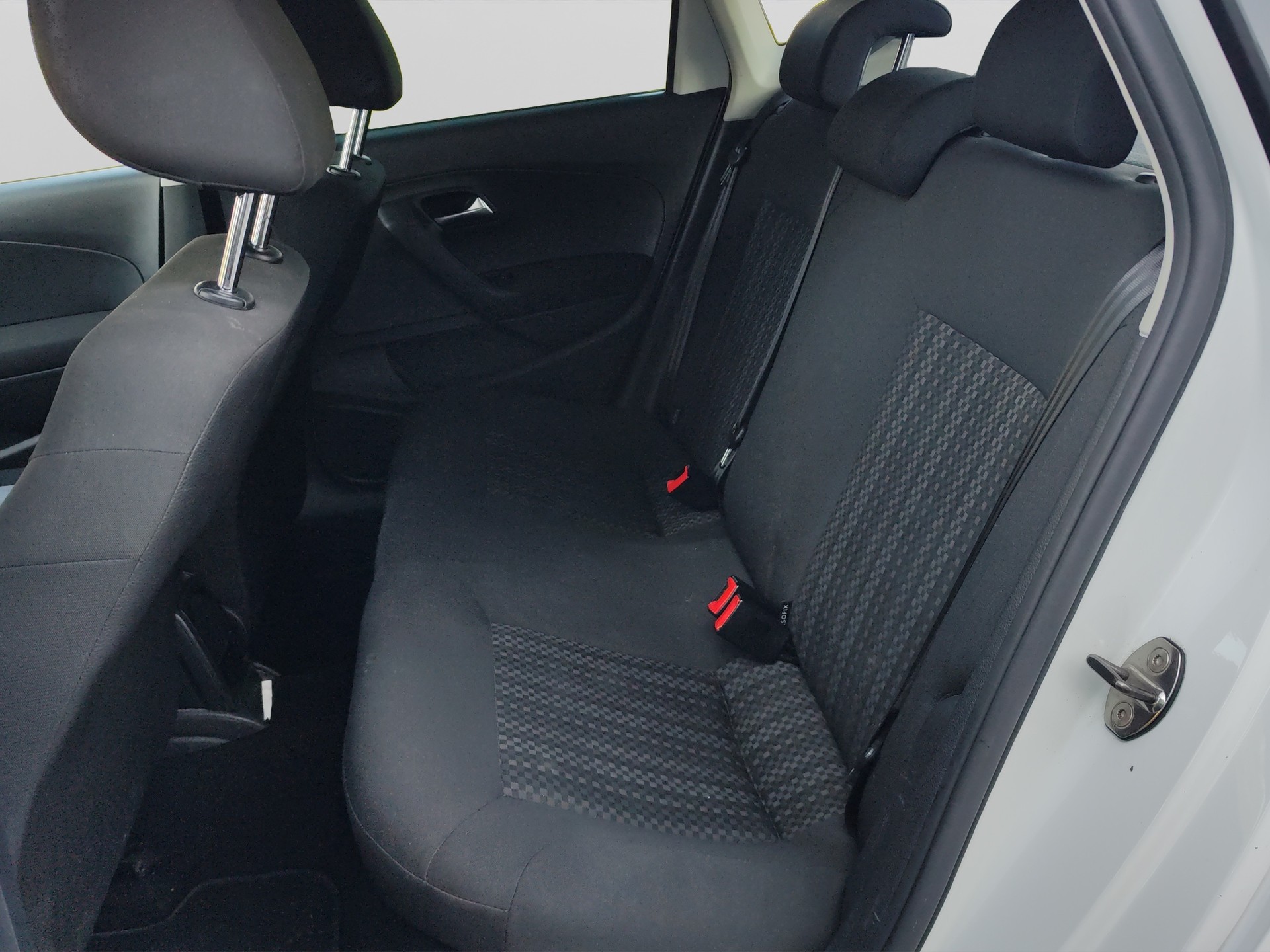 VW Polo 1.0 BMT Trendline-image-14