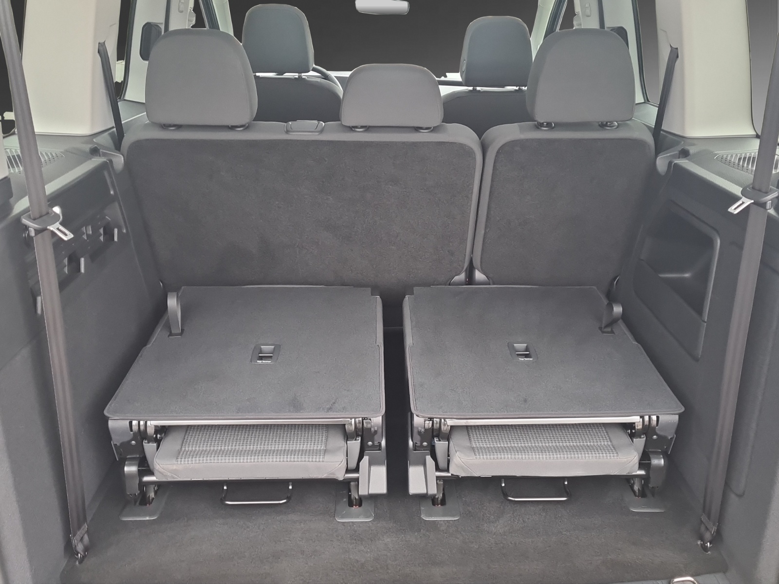 VW Caddy 2.0 TDI Liberty-image-9