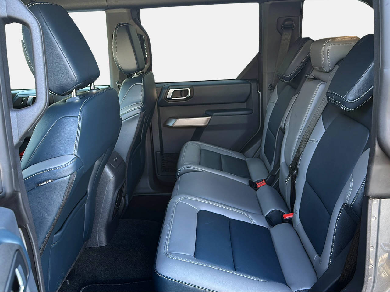 FORD Bronco 2.7 V6 Outer Banks-image-16