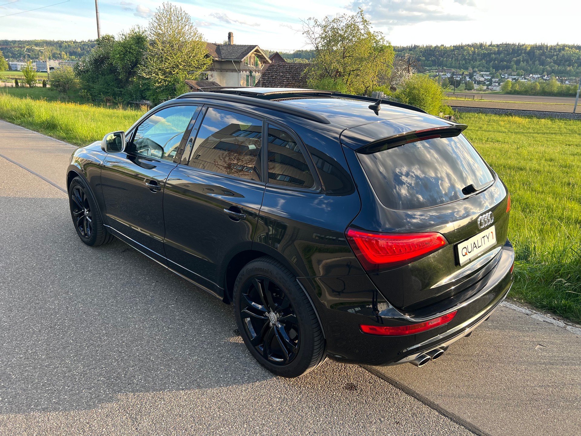 AUDI SQ5 3.0 TDI quattro tiptronic-image-12