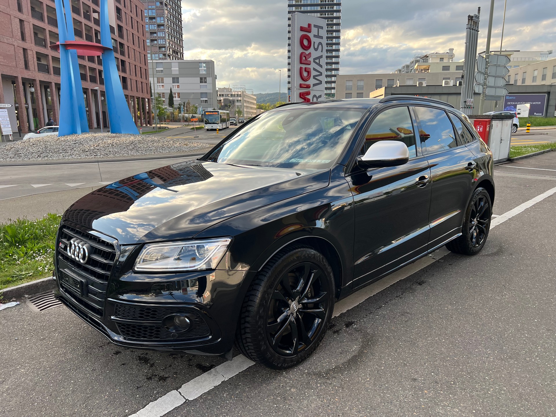AUDI SQ5 3.0 TDI quattro tiptronic-image-8