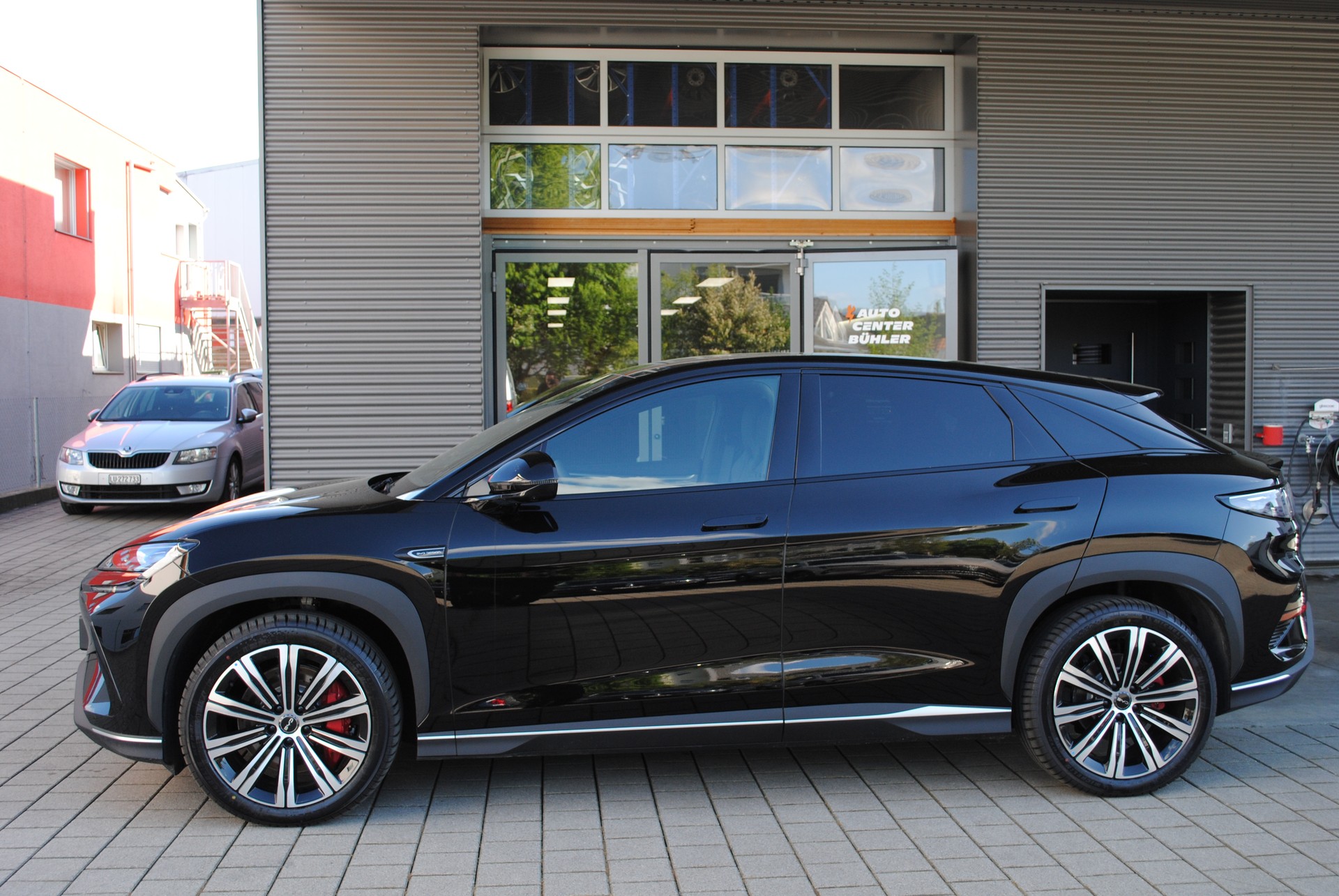 BYD Sealion 7 91,3 kWh Excellence AWD-image-3