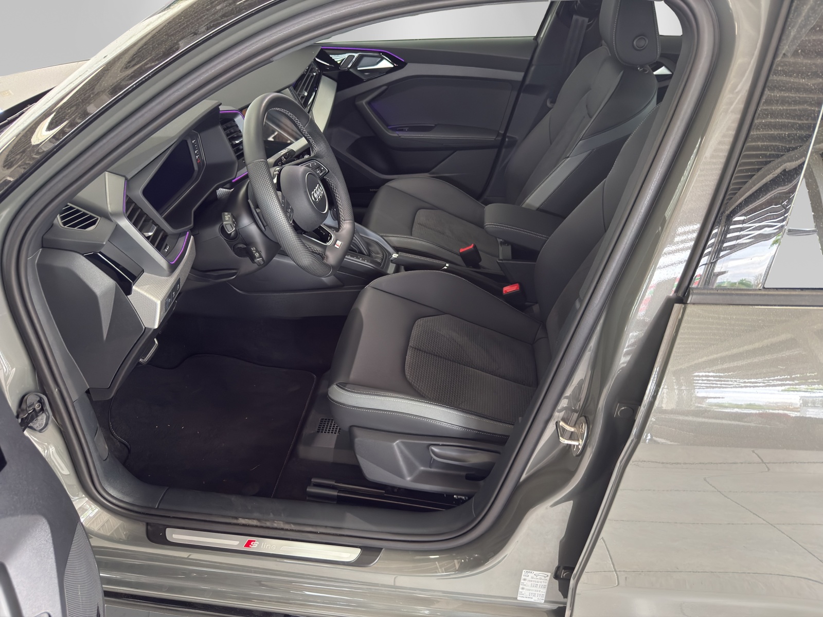 AUDI A1 Sportback 40 TFSI S Line S-tronic, chronosgrau metallic-image-8