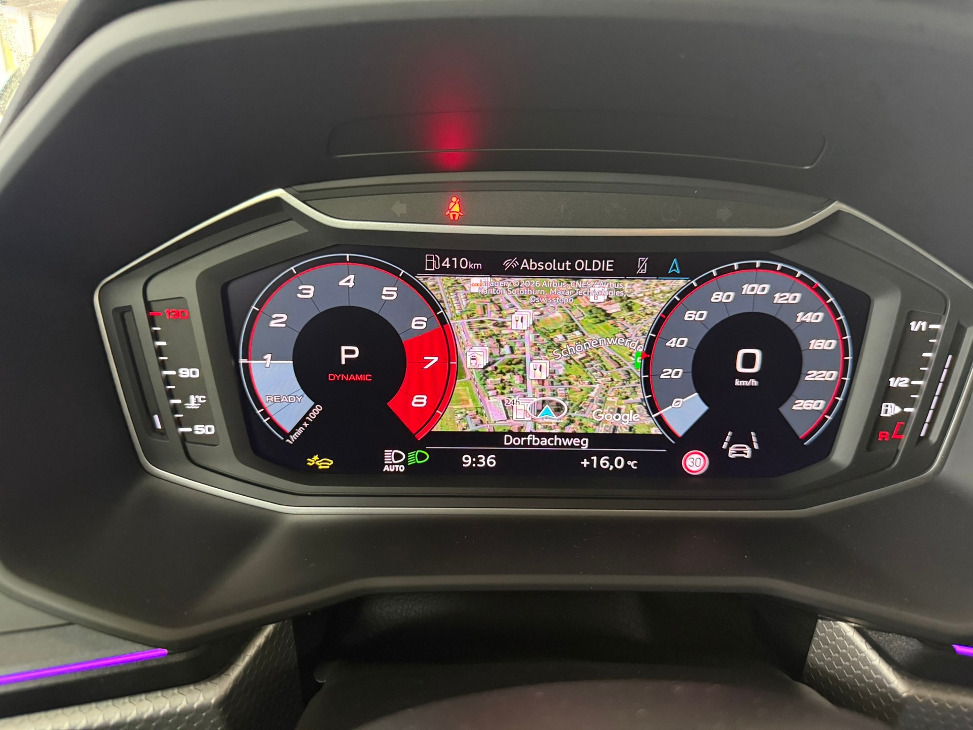 AUDI A1 Sportback 40 TFSI S Line S-tronic, chronosgrau metallic-image-19