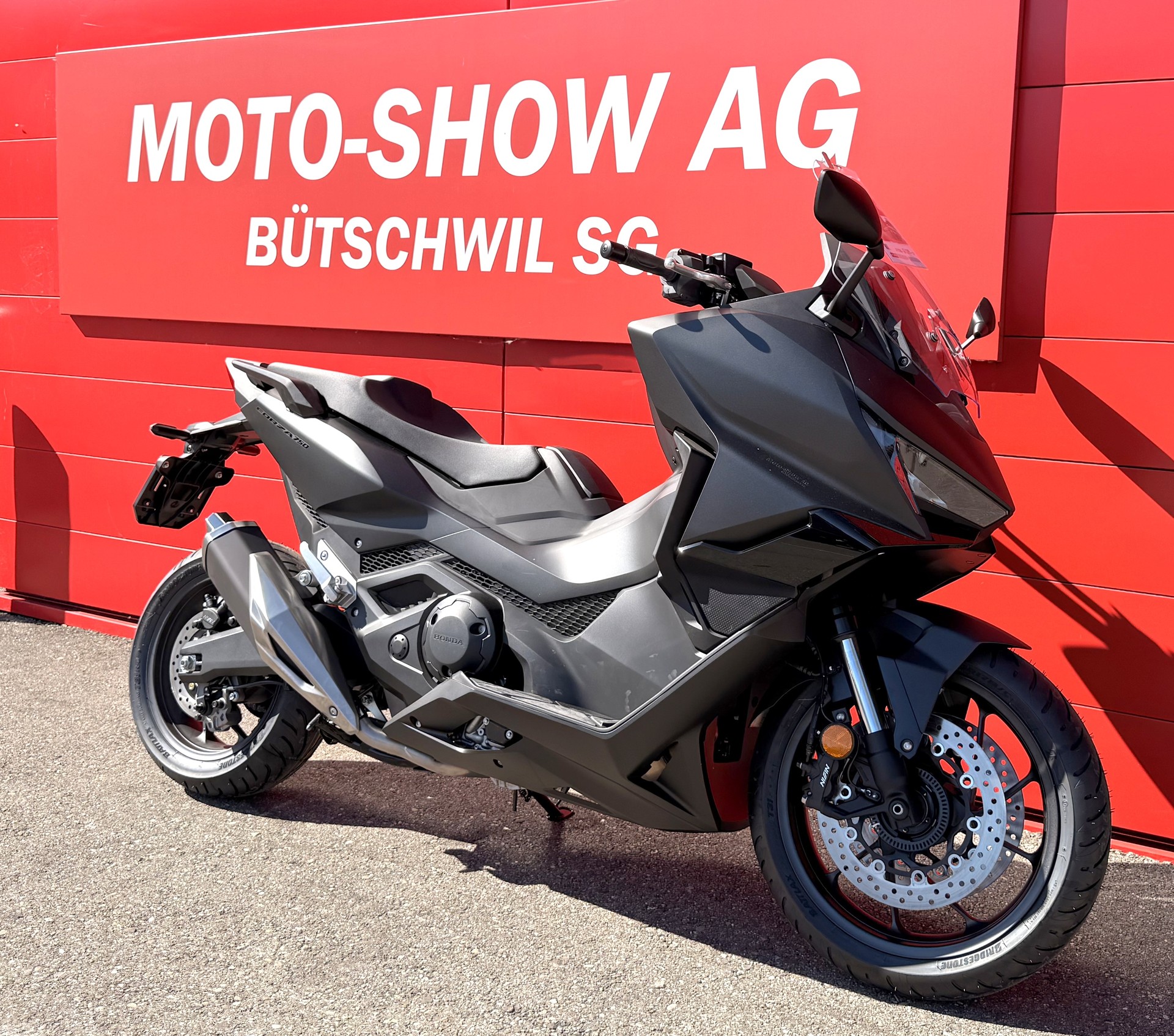HONDA NSS 750-showroom-element-1