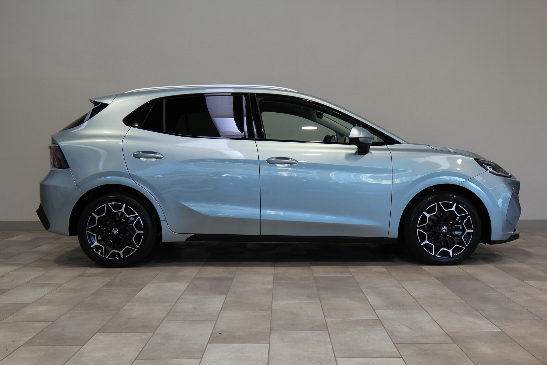 MG 4 Urban 54kWh Premium-image-2