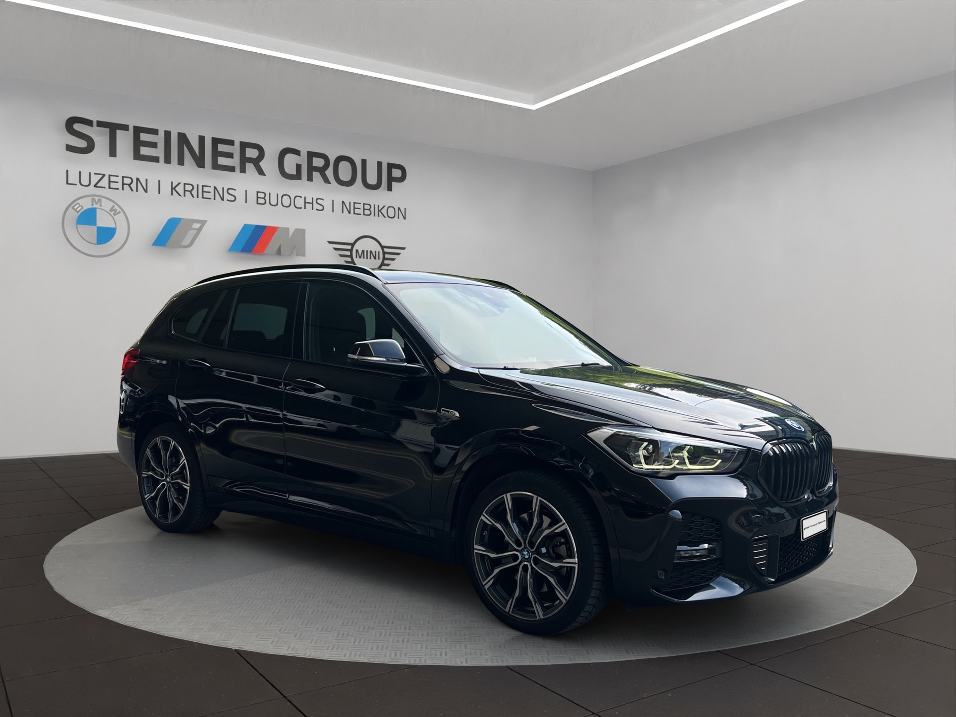 BMW X1 xDrive 25e M Sport Steptronic-image-3