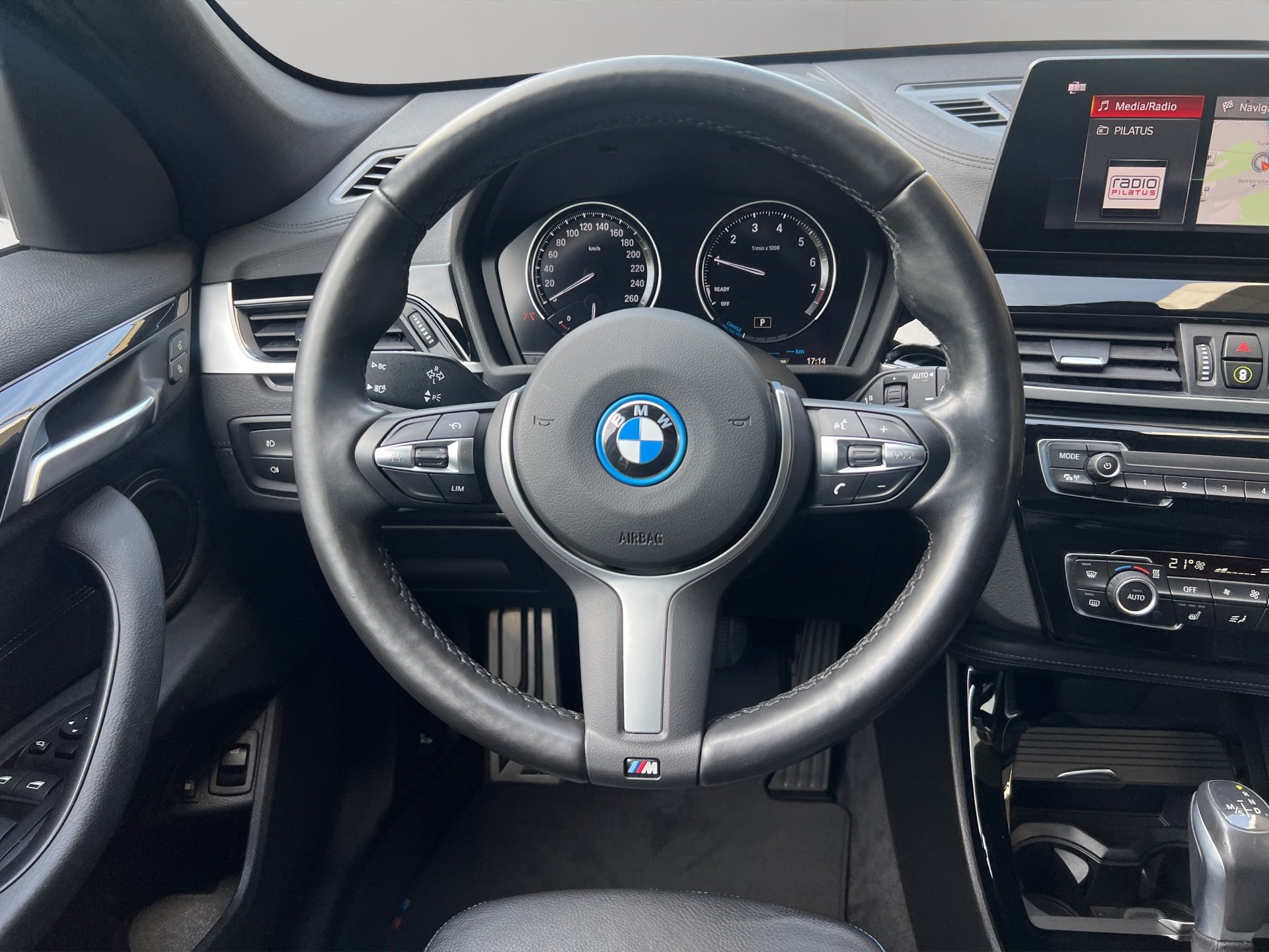 BMW X1 xDrive 25e M Sport Steptronic-image-14