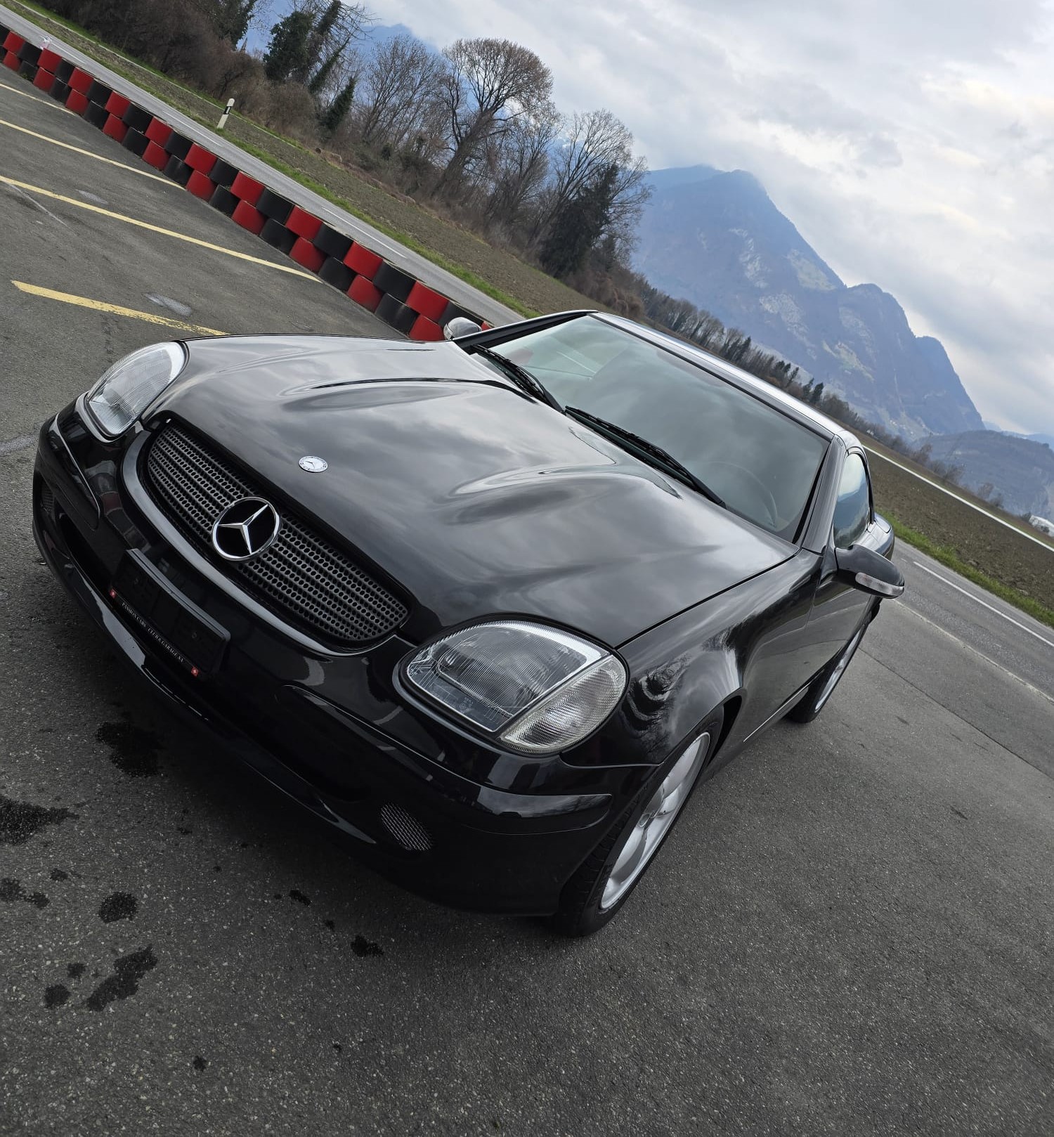 MERCEDES-BENZ SLK 320