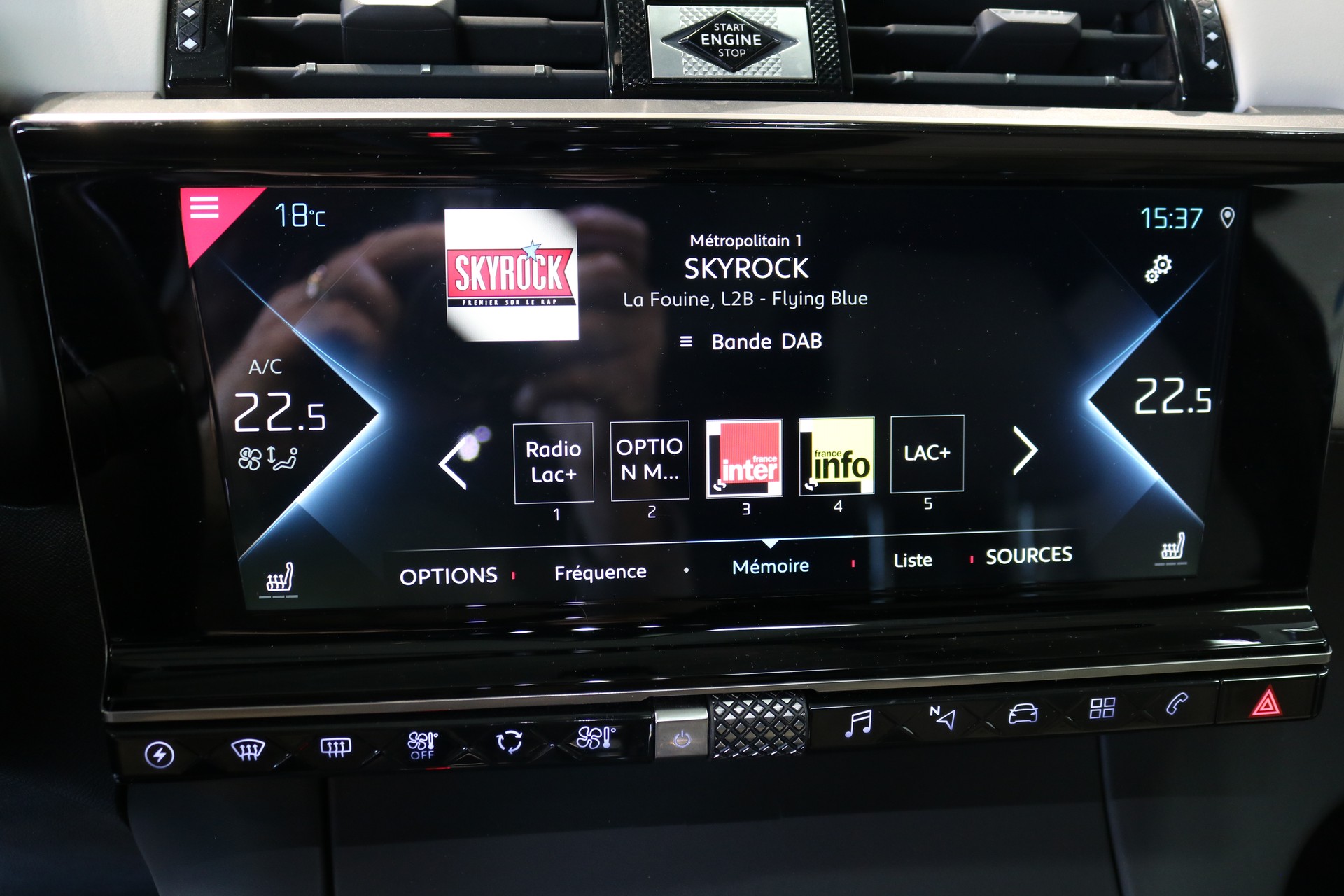 DS AUTOMOBILES DS 7 Crossback E-Tense 300 4x4 RIVOLI-image-35