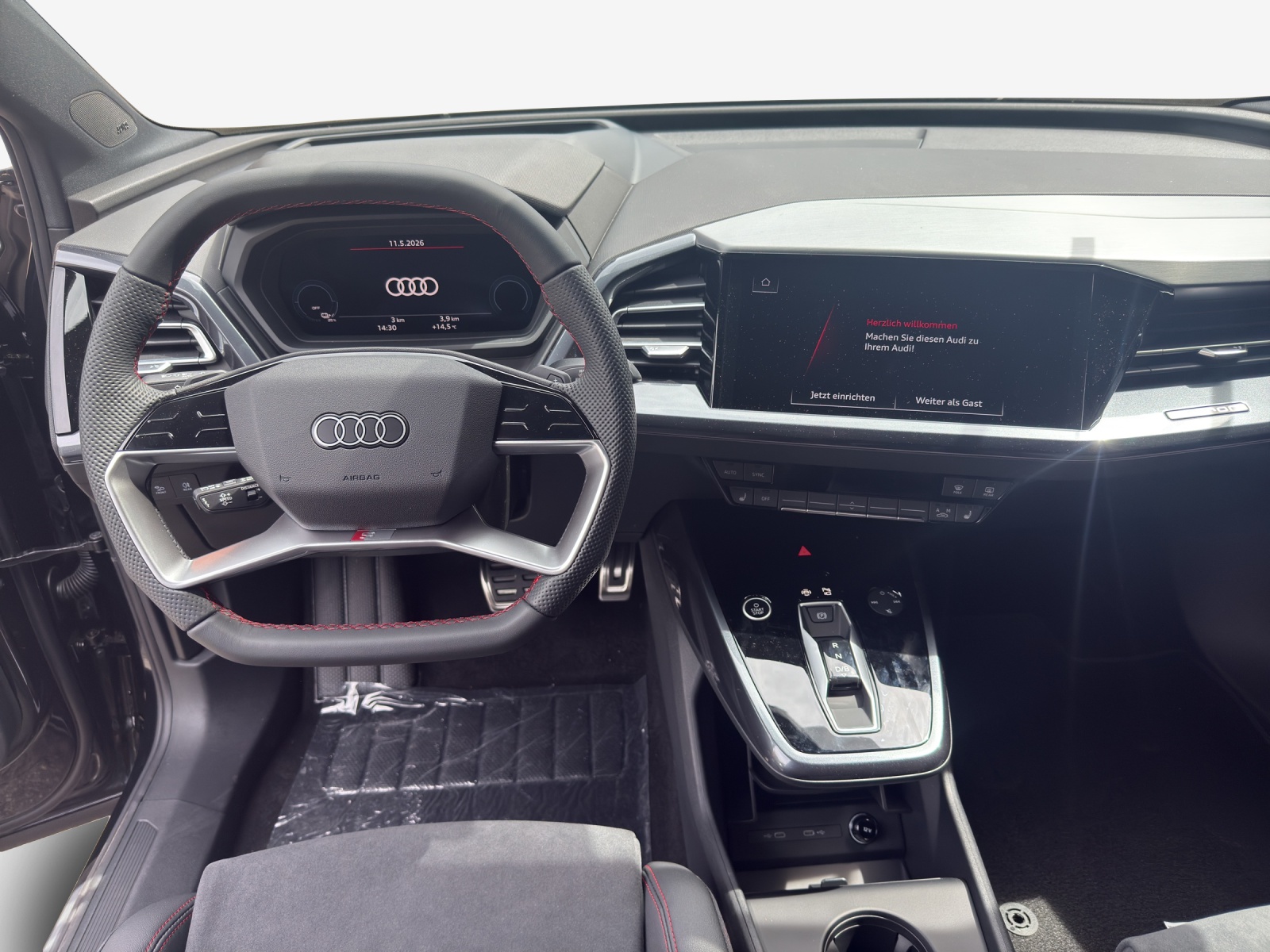 AUDI Q4 e-tron 45 Edition Swiss Ski quattro-image-8