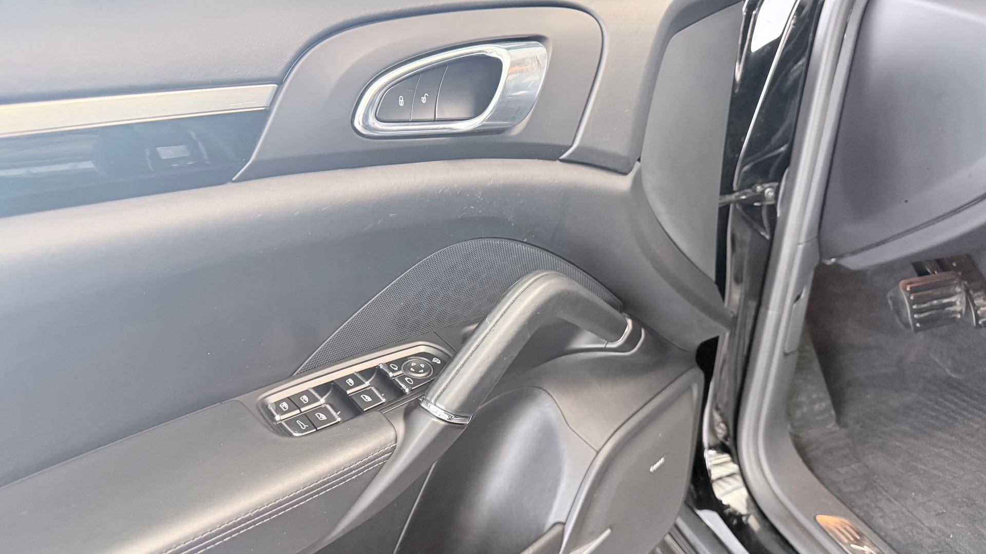 PORSCHE Cayenne 3.0 V6 TDI TipT-image-11