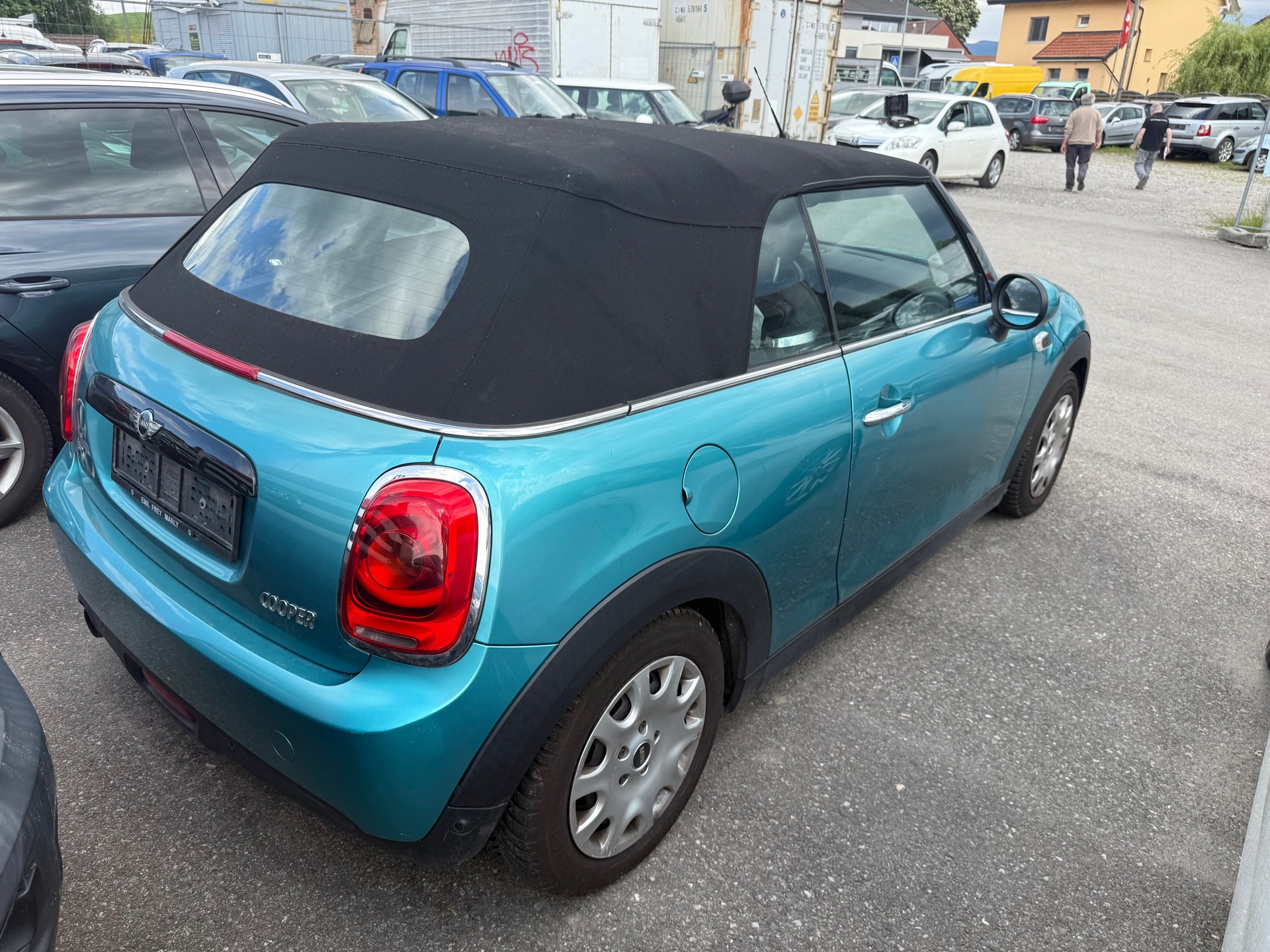 MINI Cooper Cabriolet-image-3