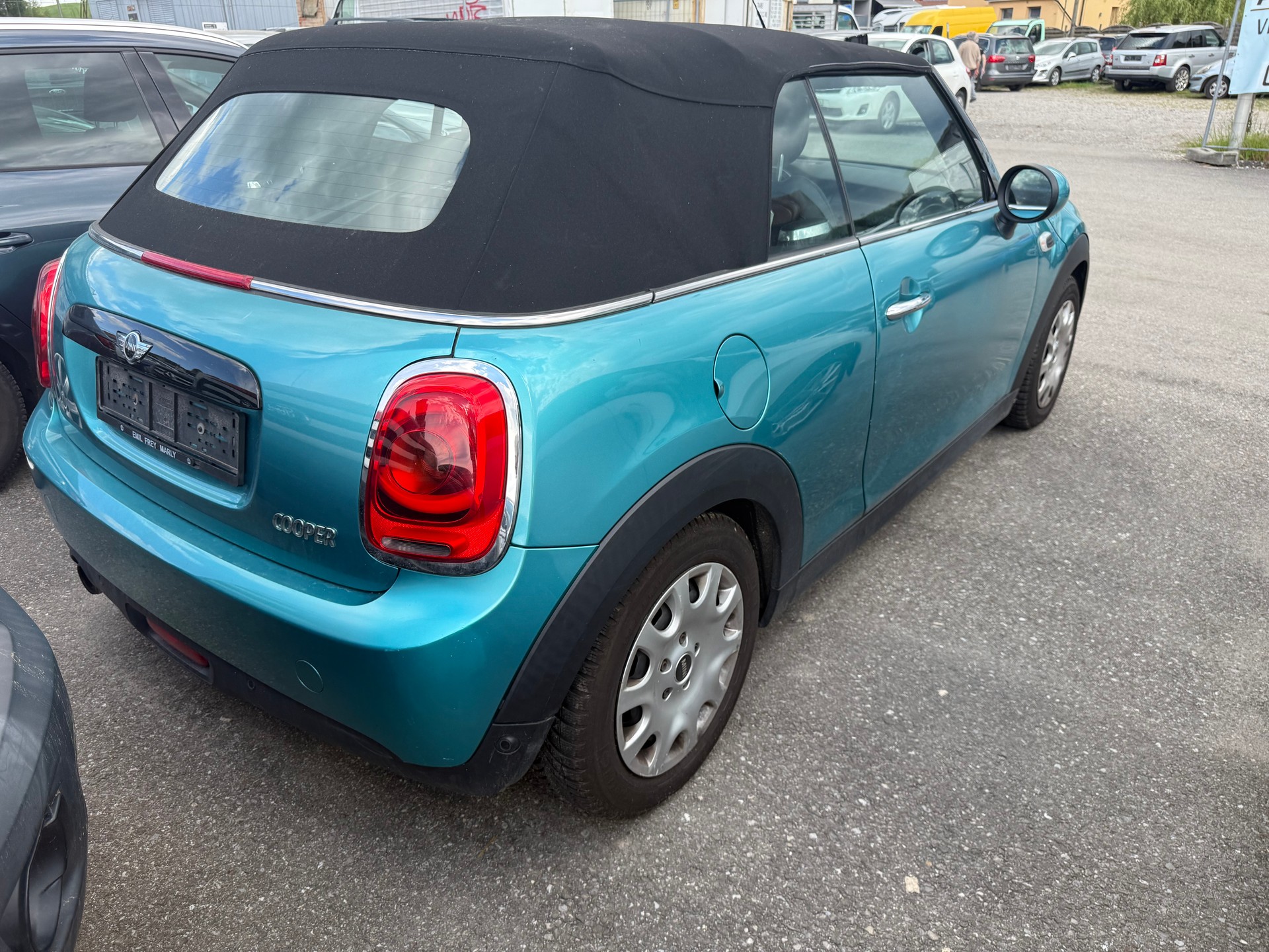 MINI Cooper Cabriolet-image-4