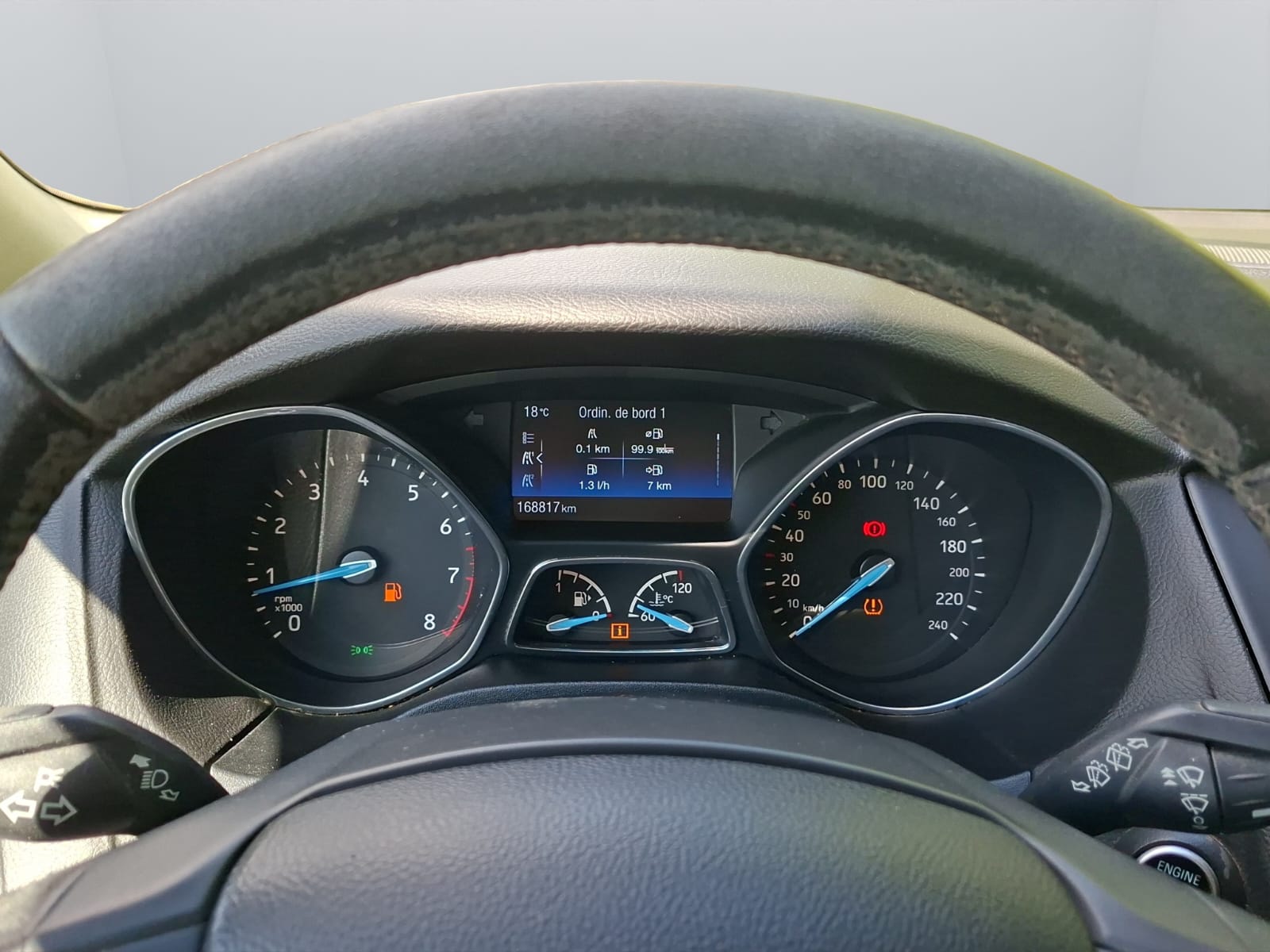 FORD Focus 1.5 SCTi Business-image-13