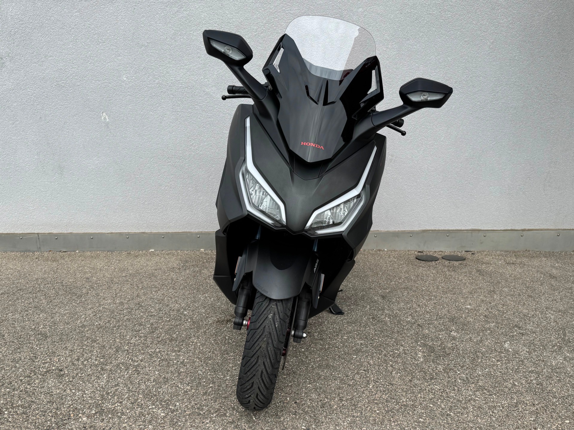 HONDA Nss 125 Forza Special Edition-showroom-element-3