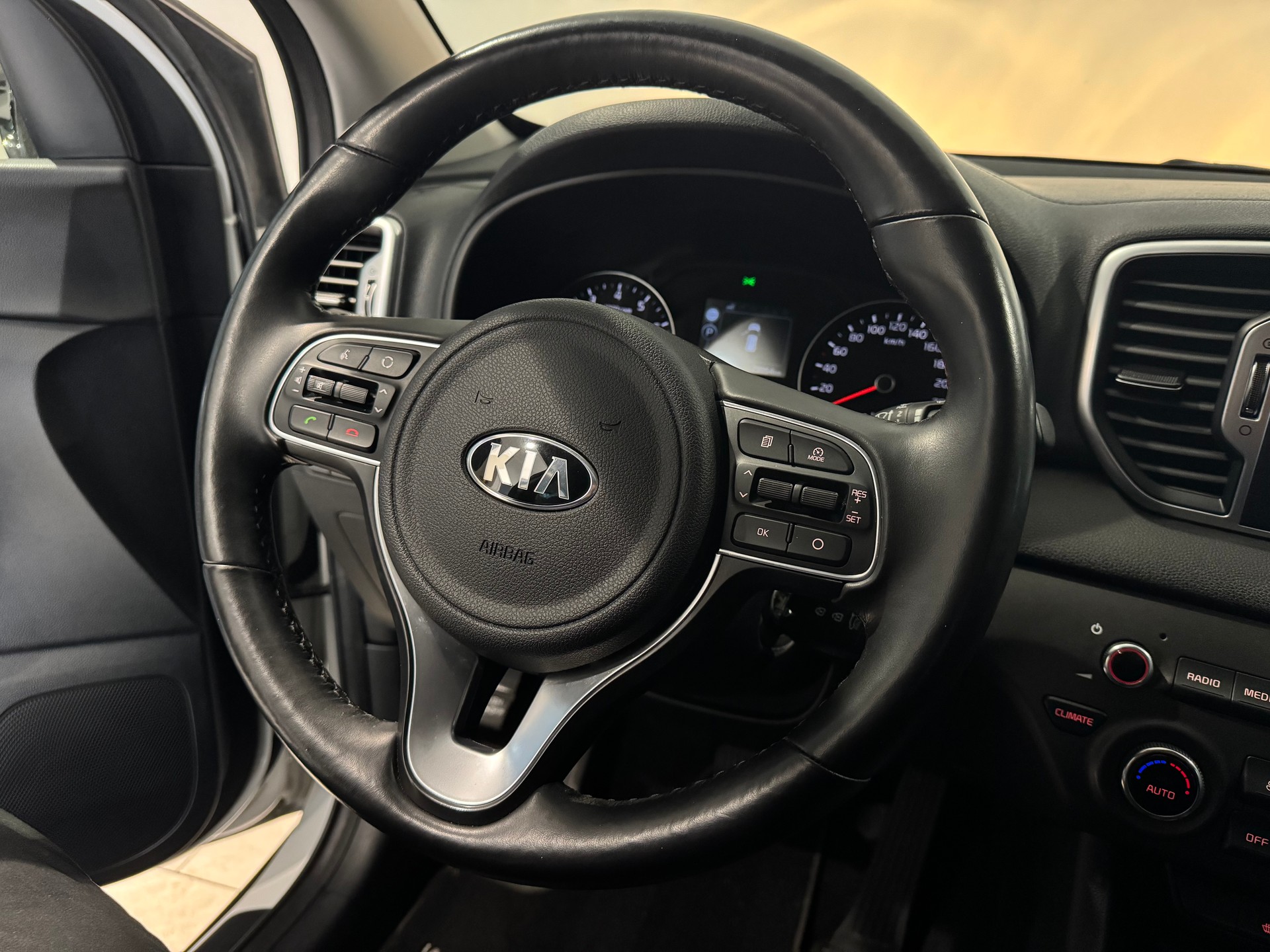 KIA Sportage 1.6 T-GDi Trend 4WD Automat | CH | 1.Hand |-image-18