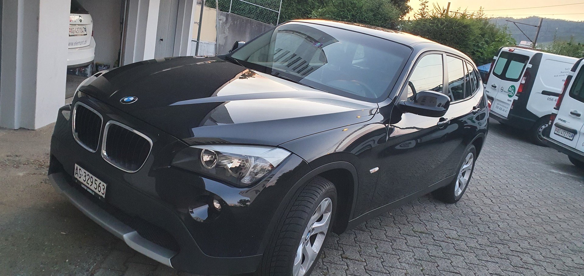 BMW 18d sDrive-image-0