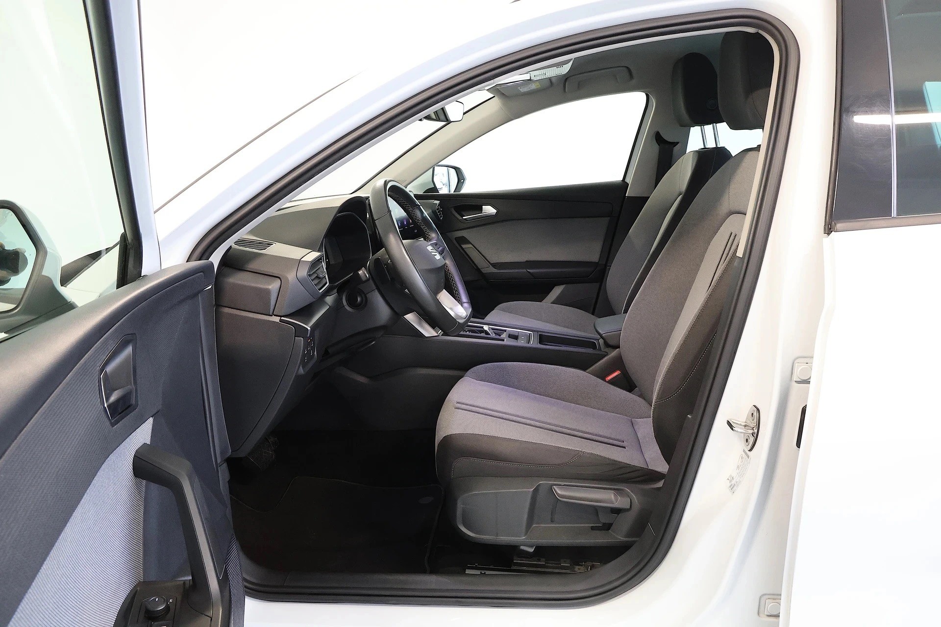 SEAT Leon ST 2.0 TDI EVO DSG Style-image-5
