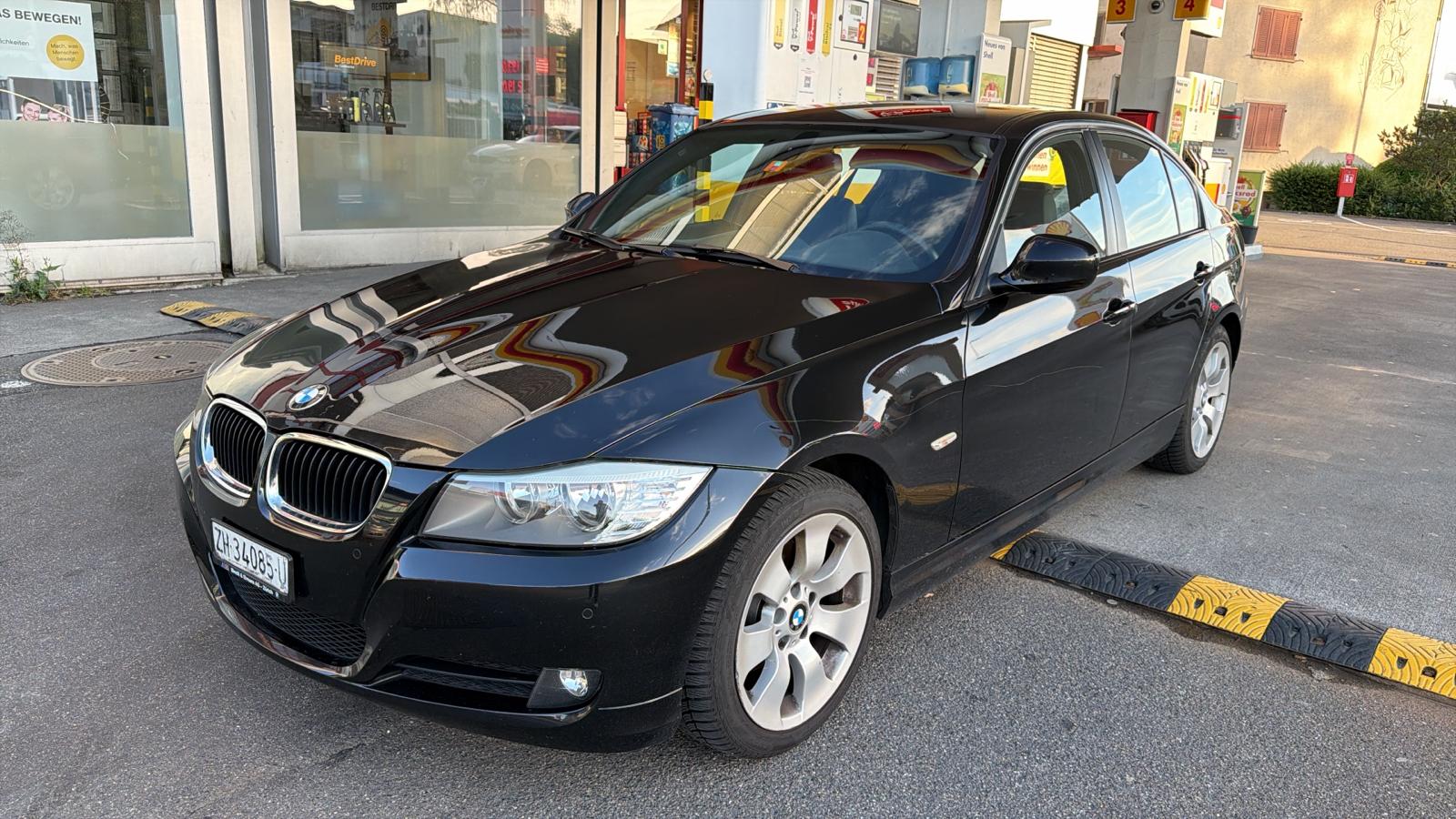 BMW 320d Steptronic-image-1