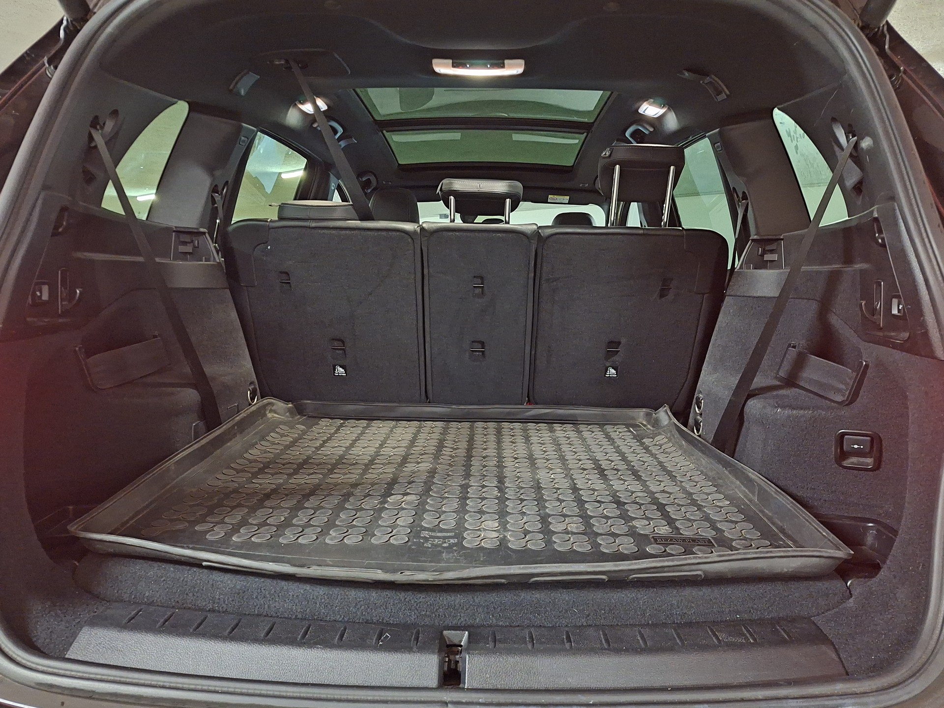 BMW 220i-image-7